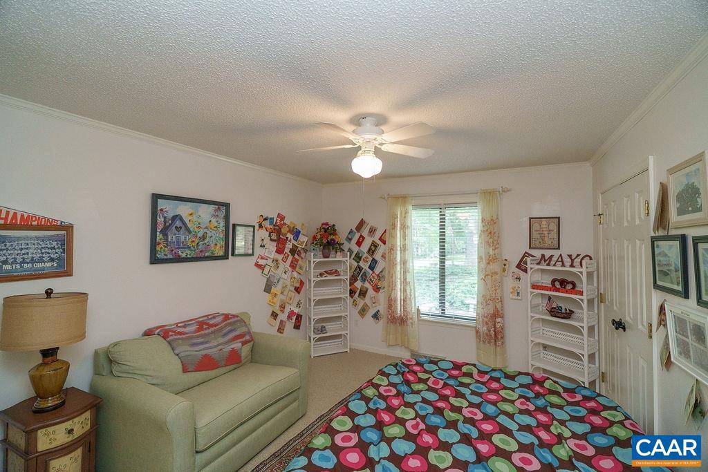 2220 RIDGEWAY LN, CHARLOTTESVILLE, Virginia 22911, 5 Bedrooms Bedrooms, ,3 BathroomsBathrooms,Residential,For sale,2220 RIDGEWAY LN,665556 MLS # 665556