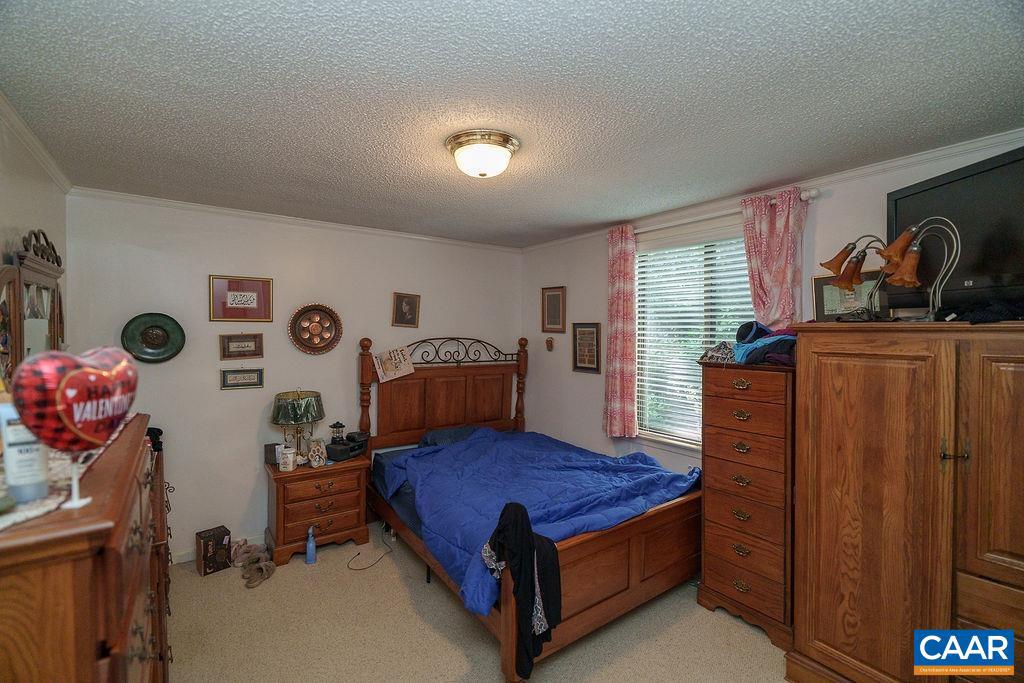 2220 RIDGEWAY LN, CHARLOTTESVILLE, Virginia 22911, 5 Bedrooms Bedrooms, ,3 BathroomsBathrooms,Residential,For sale,2220 RIDGEWAY LN,665556 MLS # 665556