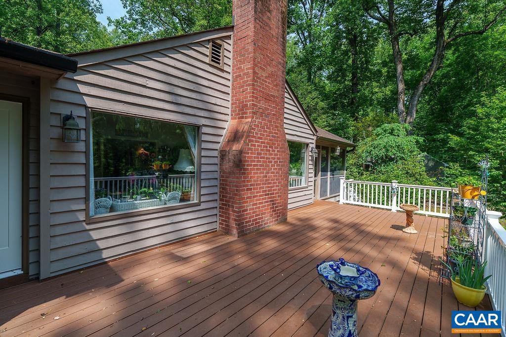 2220 RIDGEWAY LN, CHARLOTTESVILLE, Virginia 22911, 5 Bedrooms Bedrooms, ,3 BathroomsBathrooms,Residential,For sale,2220 RIDGEWAY LN,665556 MLS # 665556
