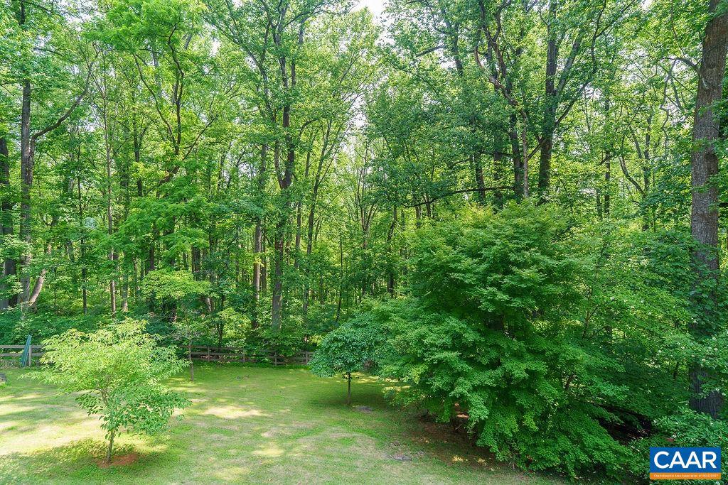 2220 RIDGEWAY LN, CHARLOTTESVILLE, Virginia 22911, 5 Bedrooms Bedrooms, ,3 BathroomsBathrooms,Residential,For sale,2220 RIDGEWAY LN,665556 MLS # 665556