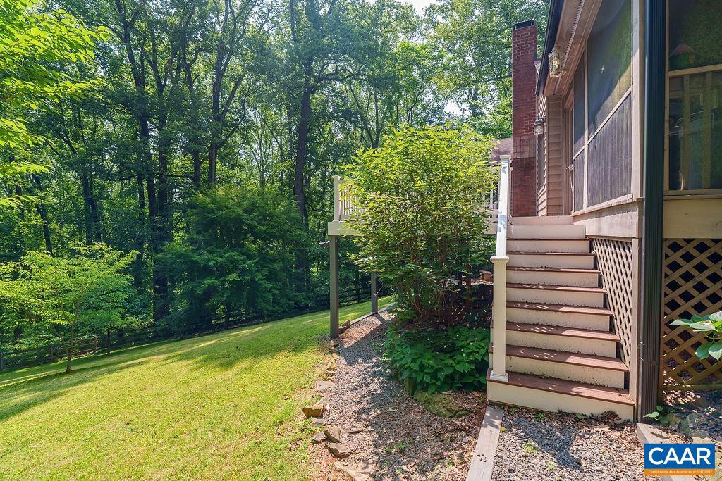 2220 RIDGEWAY LN, CHARLOTTESVILLE, Virginia 22911, 5 Bedrooms Bedrooms, ,3 BathroomsBathrooms,Residential,For sale,2220 RIDGEWAY LN,665556 MLS # 665556