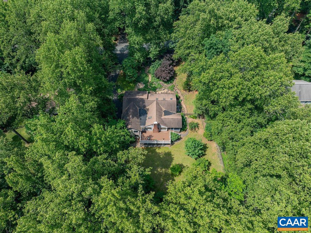 2220 RIDGEWAY LN, CHARLOTTESVILLE, Virginia 22911, 5 Bedrooms Bedrooms, ,3 BathroomsBathrooms,Residential,For sale,2220 RIDGEWAY LN,665556 MLS # 665556