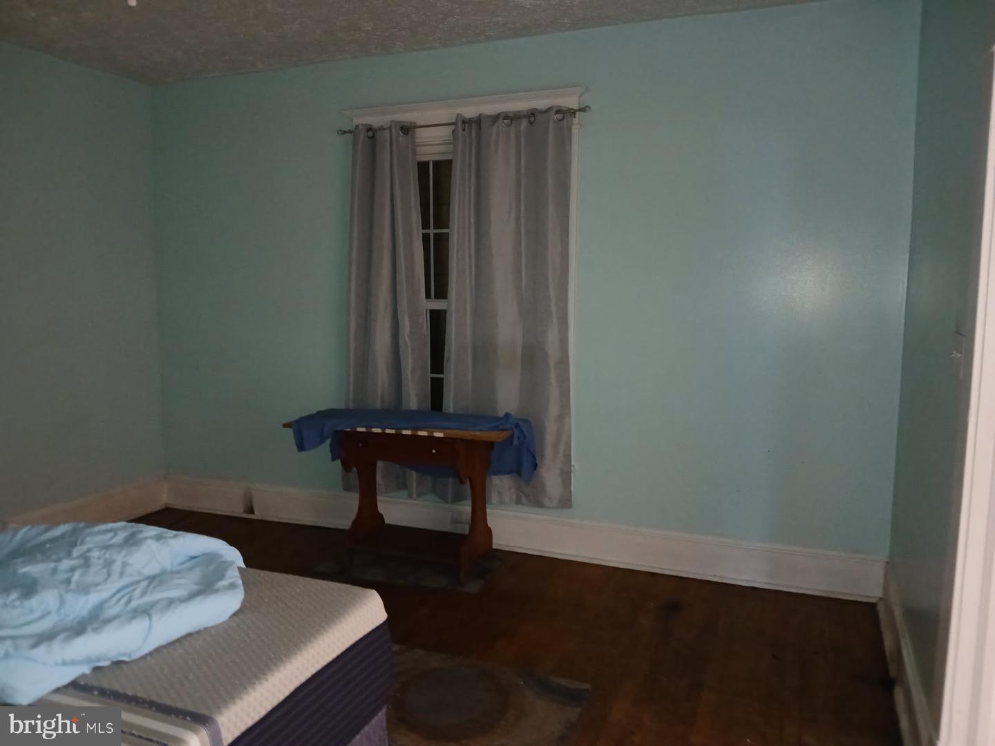 918 DALE AVE SE, ROANOKE, Virginia 24013, 4 Bedrooms Bedrooms, ,2 BathroomsBathrooms,Residential,For sale,918 DALE AVE SE,VARA2000036 MLS # VARA2000036