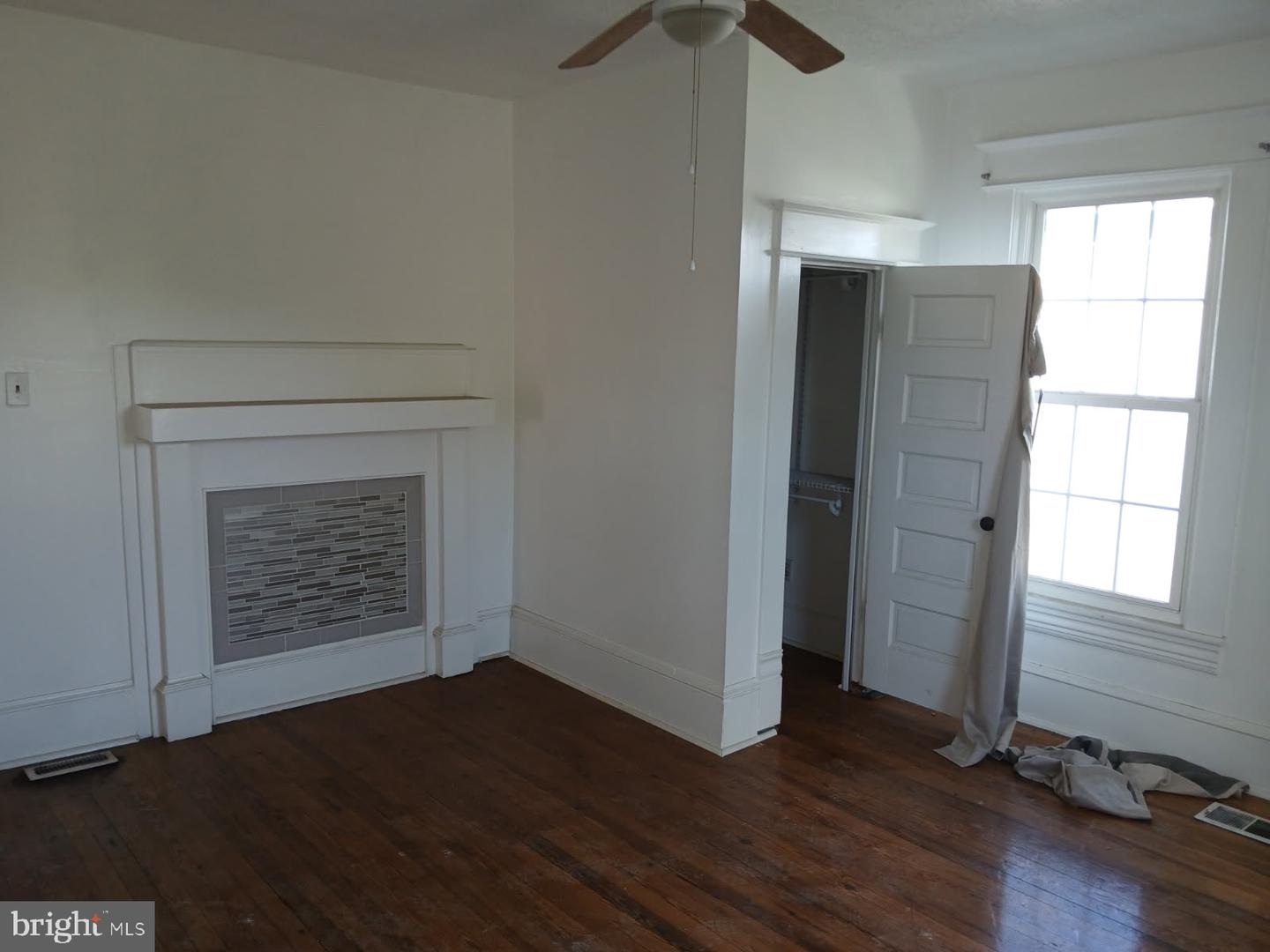 918 DALE AVE SE, ROANOKE, Virginia 24013, 4 Bedrooms Bedrooms, ,2 BathroomsBathrooms,Residential,For sale,918 DALE AVE SE,VARA2000036 MLS # VARA2000036