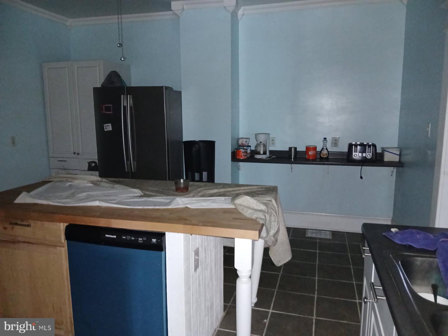 918 DALE AVE SE, ROANOKE, Virginia 24013, 4 Bedrooms Bedrooms, ,2 BathroomsBathrooms,Residential,For sale,918 DALE AVE SE,VARA2000036 MLS # VARA2000036