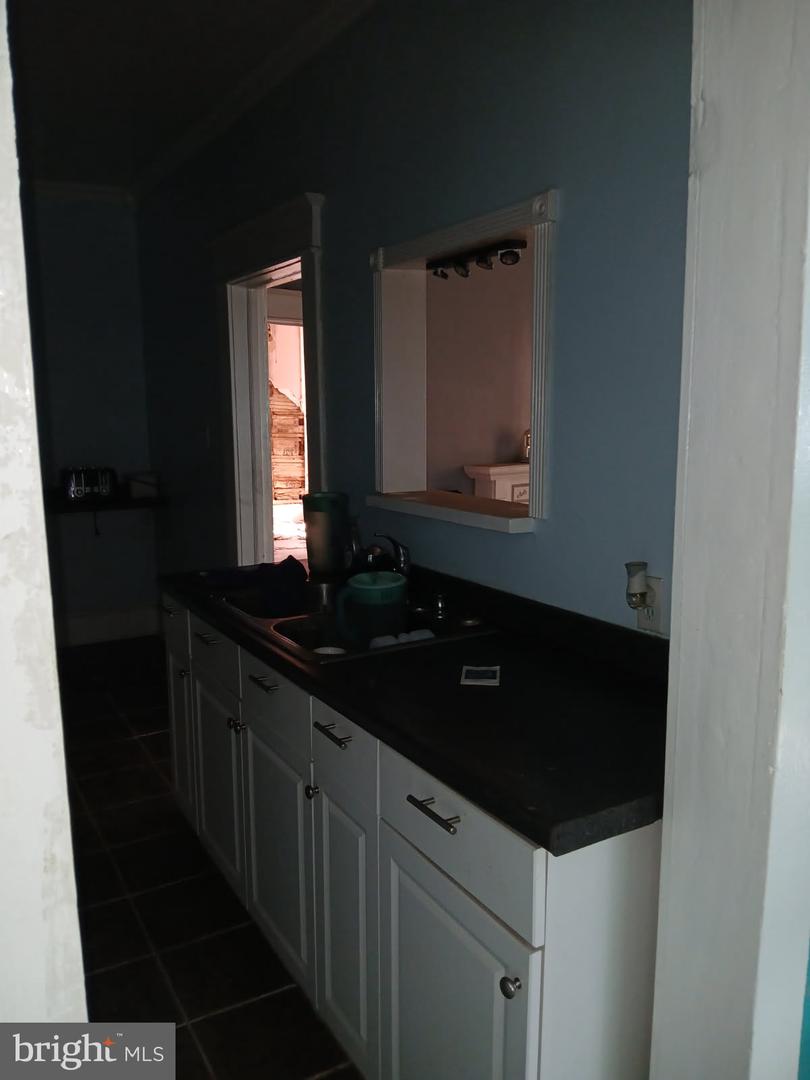 918 DALE AVE SE, ROANOKE, Virginia 24013, 4 Bedrooms Bedrooms, ,2 BathroomsBathrooms,Residential,For sale,918 DALE AVE SE,VARA2000036 MLS # VARA2000036