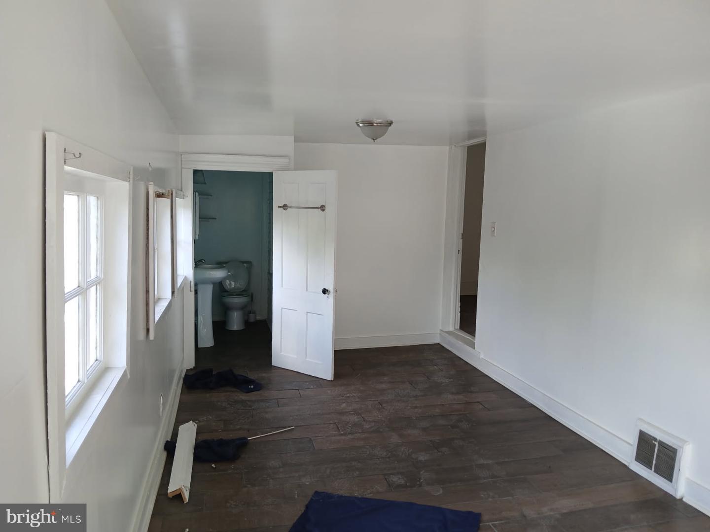 918 DALE AVE SE, ROANOKE, Virginia 24013, 4 Bedrooms Bedrooms, ,2 BathroomsBathrooms,Residential,For sale,918 DALE AVE SE,VARA2000036 MLS # VARA2000036