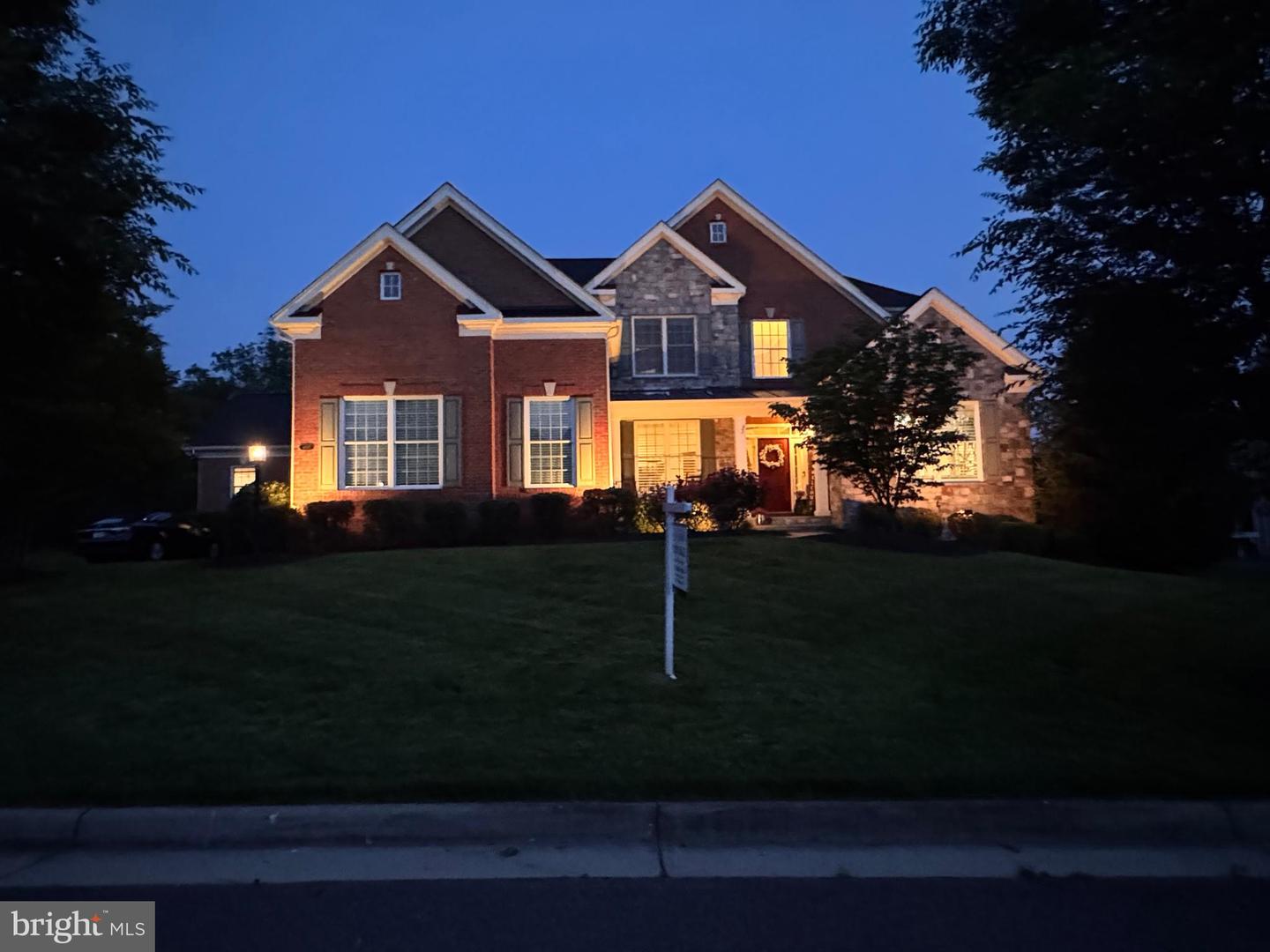 41517 DEER POINT CT, ALDIE, Virginia 20105, 6 Bedrooms Bedrooms, ,5 BathroomsBathrooms,Residential,For sale,41517 DEER POINT CT,VALO2099112 MLS # VALO2099112