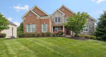 41517 DEER POINT CT, ALDIE, Virginia 20105, 6 Bedrooms Bedrooms, ,5 BathroomsBathrooms,Residential,For sale,41517 DEER POINT CT,VALO2099112 MLS # VALO2099112