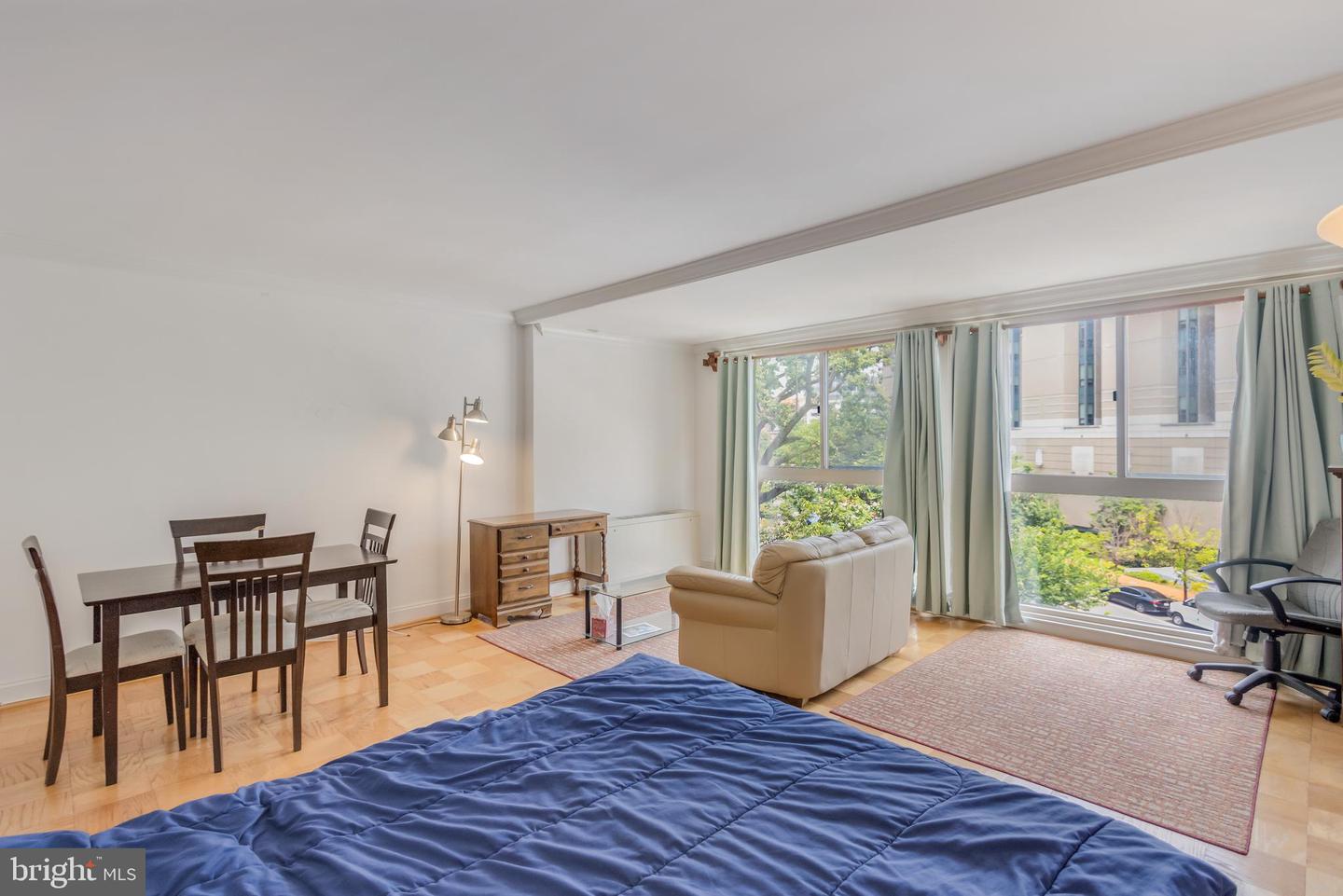 922 24TH ST NW #415, WASHINGTON, District Of Columbia 20037, ,1 BathroomBathrooms,Residential,For sale,922 24TH ST NW #415,DCDC2204856 MLS # DCDC2204856