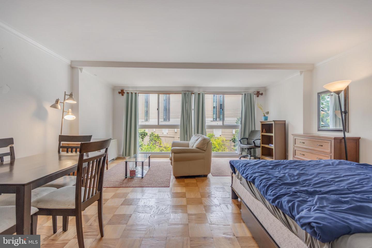 922 24TH ST NW #415, WASHINGTON, District Of Columbia 20037, ,1 BathroomBathrooms,Residential,For sale,922 24TH ST NW #415,DCDC2204856 MLS # DCDC2204856
