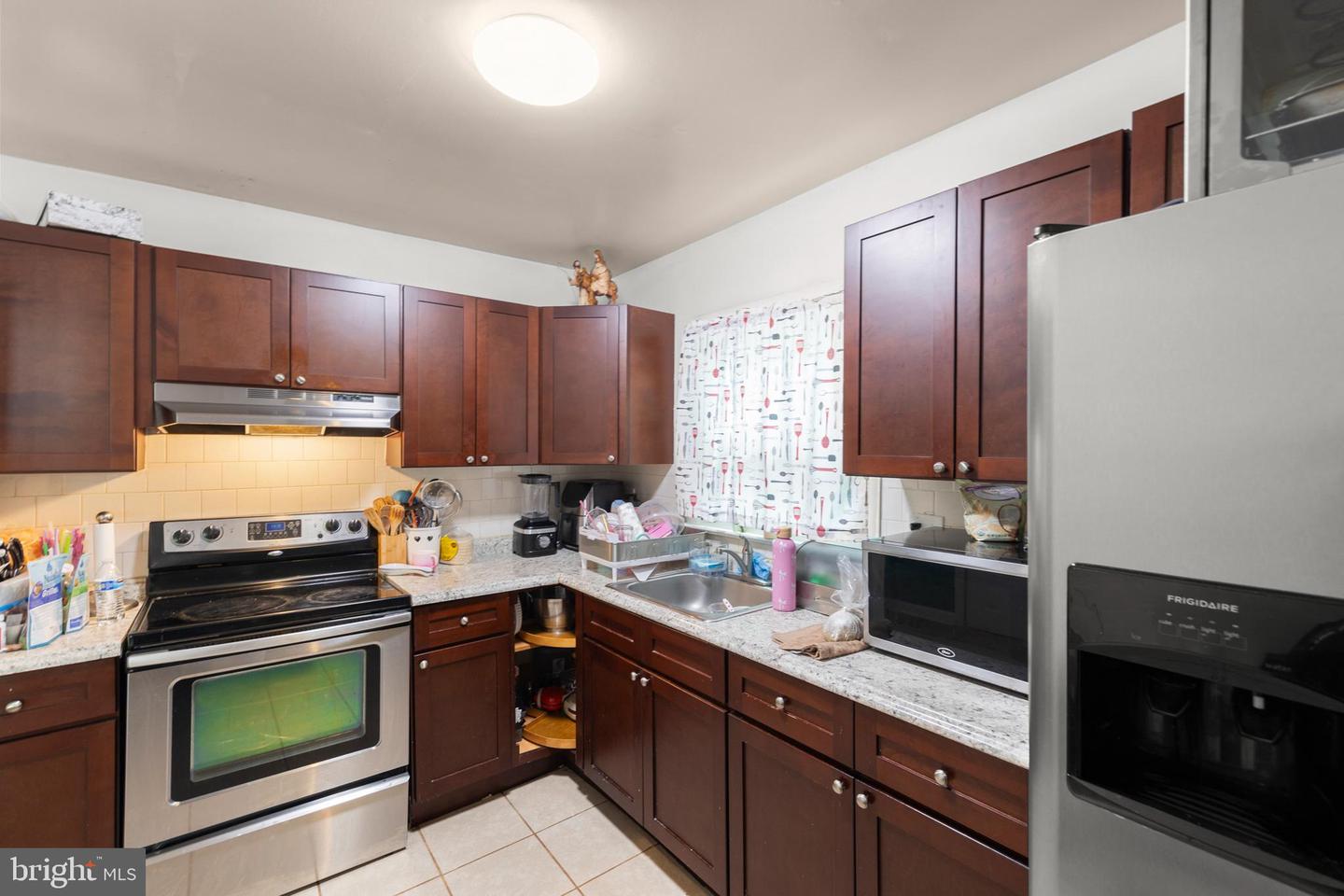 320 LEE ST, FRONT ROYAL, Virginia 22630, 3 Bedrooms Bedrooms, ,1 BathroomBathrooms,Residential,For sale,320 LEE ST,VAWR2011394 MLS # VAWR2011394