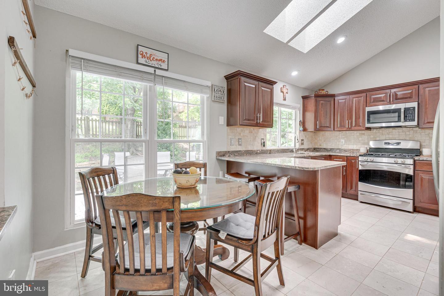 12333 CLIVEDEN ST, HERNDON, Virginia 20170, 3 Bedrooms Bedrooms, ,2 BathroomsBathrooms,Residential,For sale,12333 CLIVEDEN ST,VAFX2246114 MLS # VAFX2246114