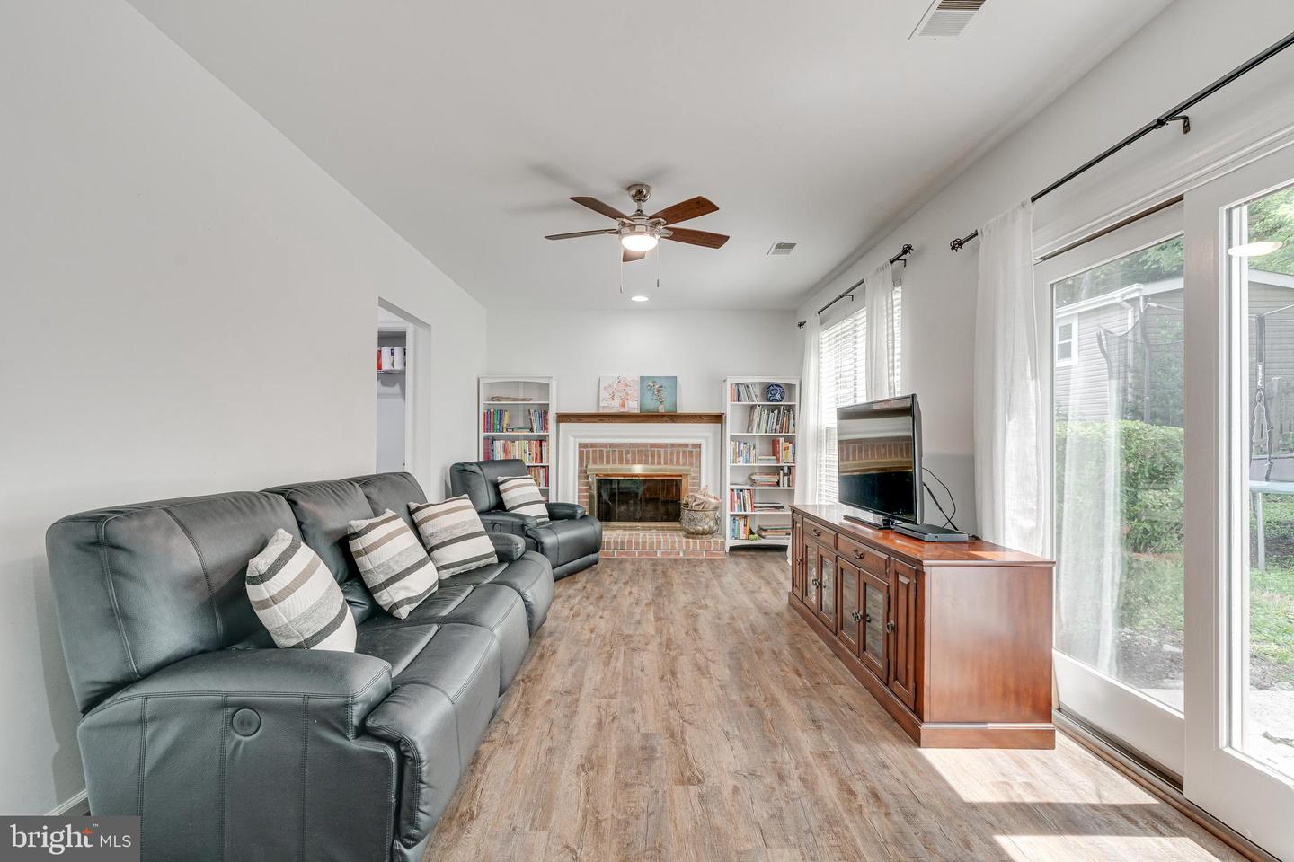 12333 CLIVEDEN ST, HERNDON, Virginia 20170, 3 Bedrooms Bedrooms, ,2 BathroomsBathrooms,Residential,For sale,12333 CLIVEDEN ST,VAFX2246114 MLS # VAFX2246114