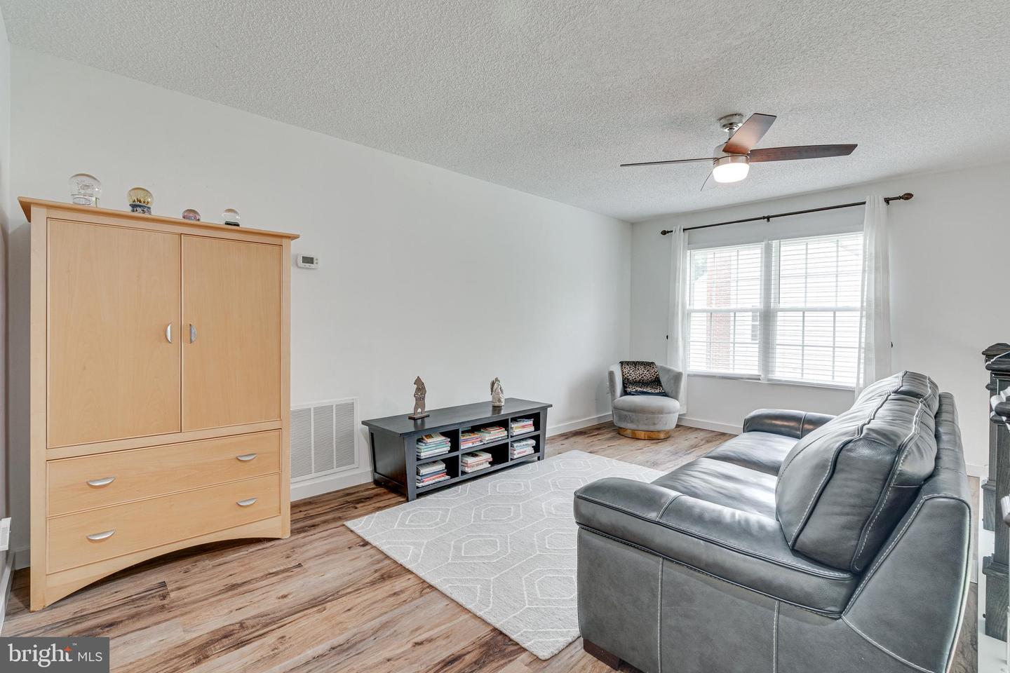 12333 CLIVEDEN ST, HERNDON, Virginia 20170, 3 Bedrooms Bedrooms, ,2 BathroomsBathrooms,Residential,For sale,12333 CLIVEDEN ST,VAFX2246114 MLS # VAFX2246114