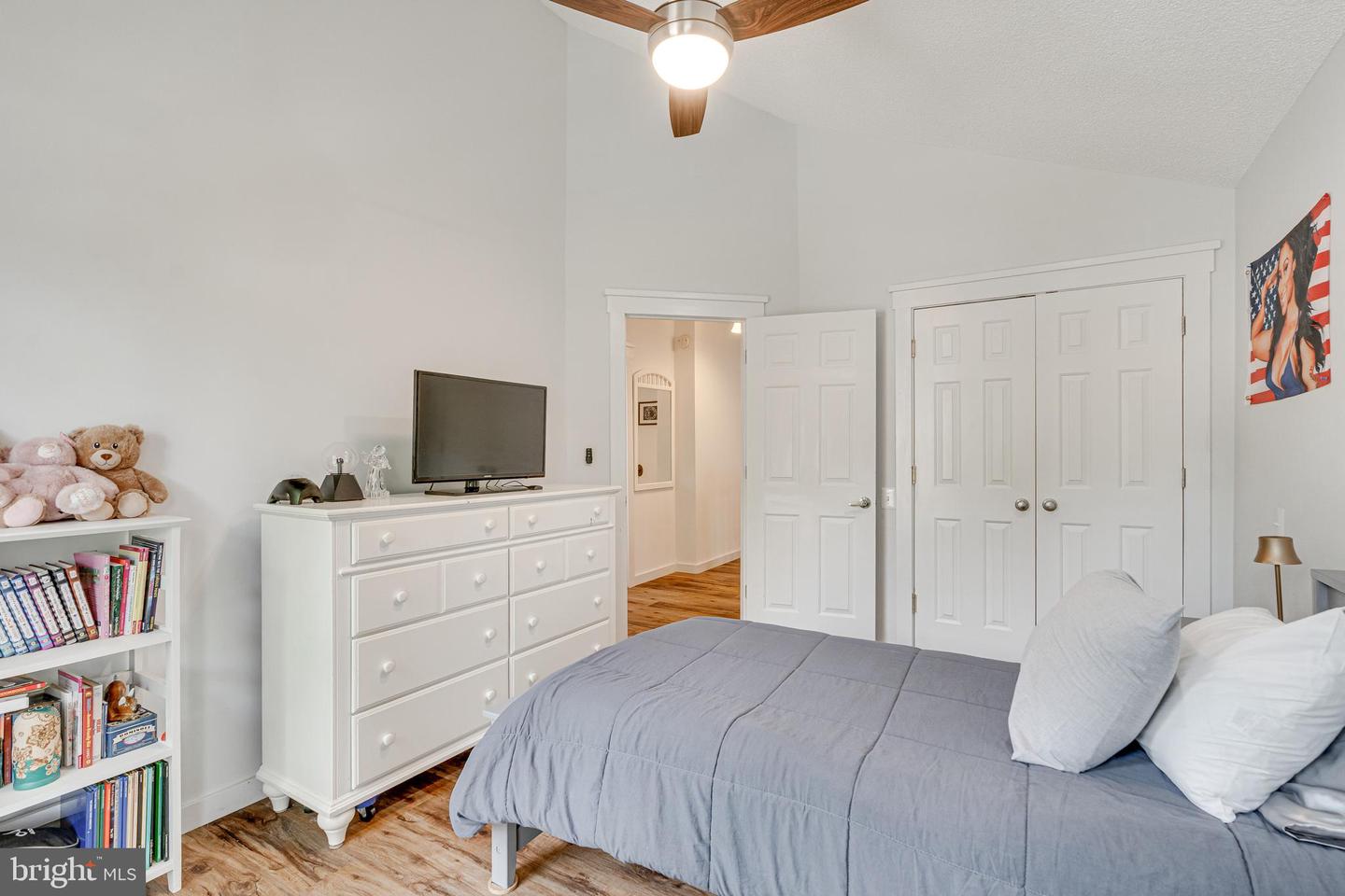 12333 CLIVEDEN ST, HERNDON, Virginia 20170, 3 Bedrooms Bedrooms, ,2 BathroomsBathrooms,Residential,For sale,12333 CLIVEDEN ST,VAFX2246114 MLS # VAFX2246114