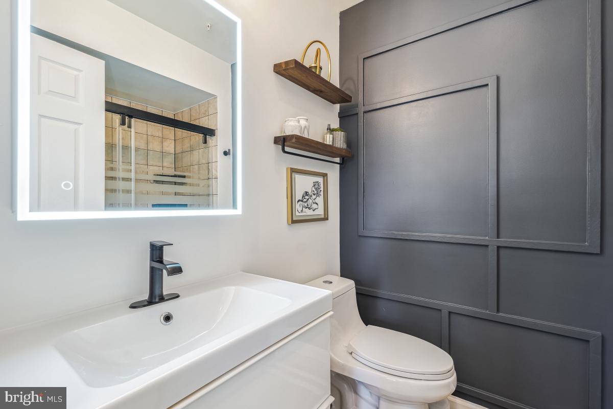1346 NICHOLSON ST NW #101, WASHINGTON, District Of Columbia 20011, 2 Bedrooms Bedrooms, 6 Rooms Rooms,2 BathroomsBathrooms,Residential,For sale,1346 NICHOLSON ST NW #101,DCDC2204616 MLS # DCDC2204616