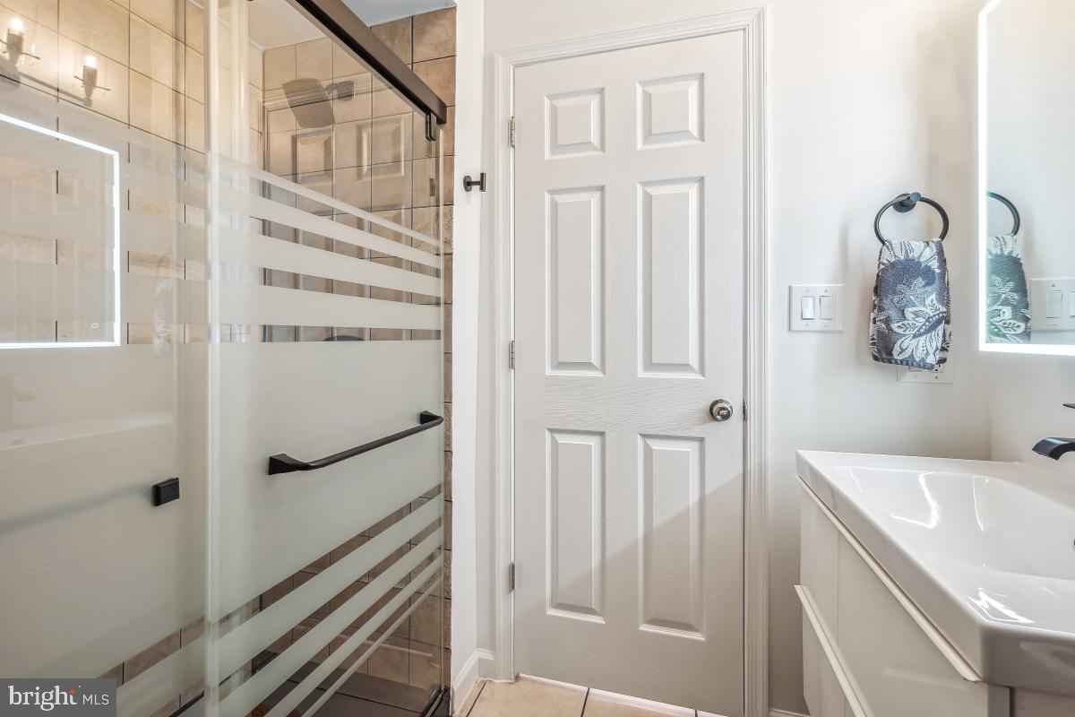 1346 NICHOLSON ST NW #101, WASHINGTON, District Of Columbia 20011, 2 Bedrooms Bedrooms, 6 Rooms Rooms,2 BathroomsBathrooms,Residential,For sale,1346 NICHOLSON ST NW #101,DCDC2204616 MLS # DCDC2204616