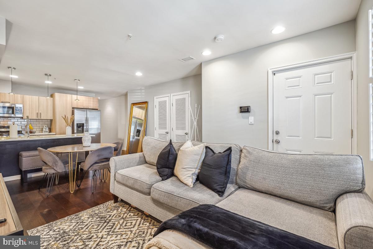 1346 NICHOLSON ST NW #101, WASHINGTON, District Of Columbia 20011, 2 Bedrooms Bedrooms, 6 Rooms Rooms,2 BathroomsBathrooms,Residential,For sale,1346 NICHOLSON ST NW #101,DCDC2204616 MLS # DCDC2204616