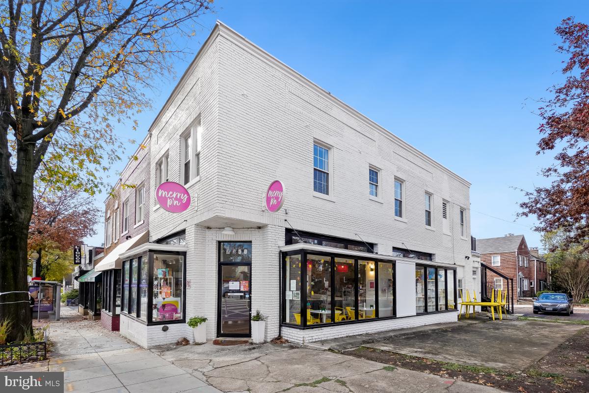 1346 NICHOLSON ST NW #101, WASHINGTON, District Of Columbia 20011, 2 Bedrooms Bedrooms, 6 Rooms Rooms,2 BathroomsBathrooms,Residential,For sale,1346 NICHOLSON ST NW #101,DCDC2204616 MLS # DCDC2204616