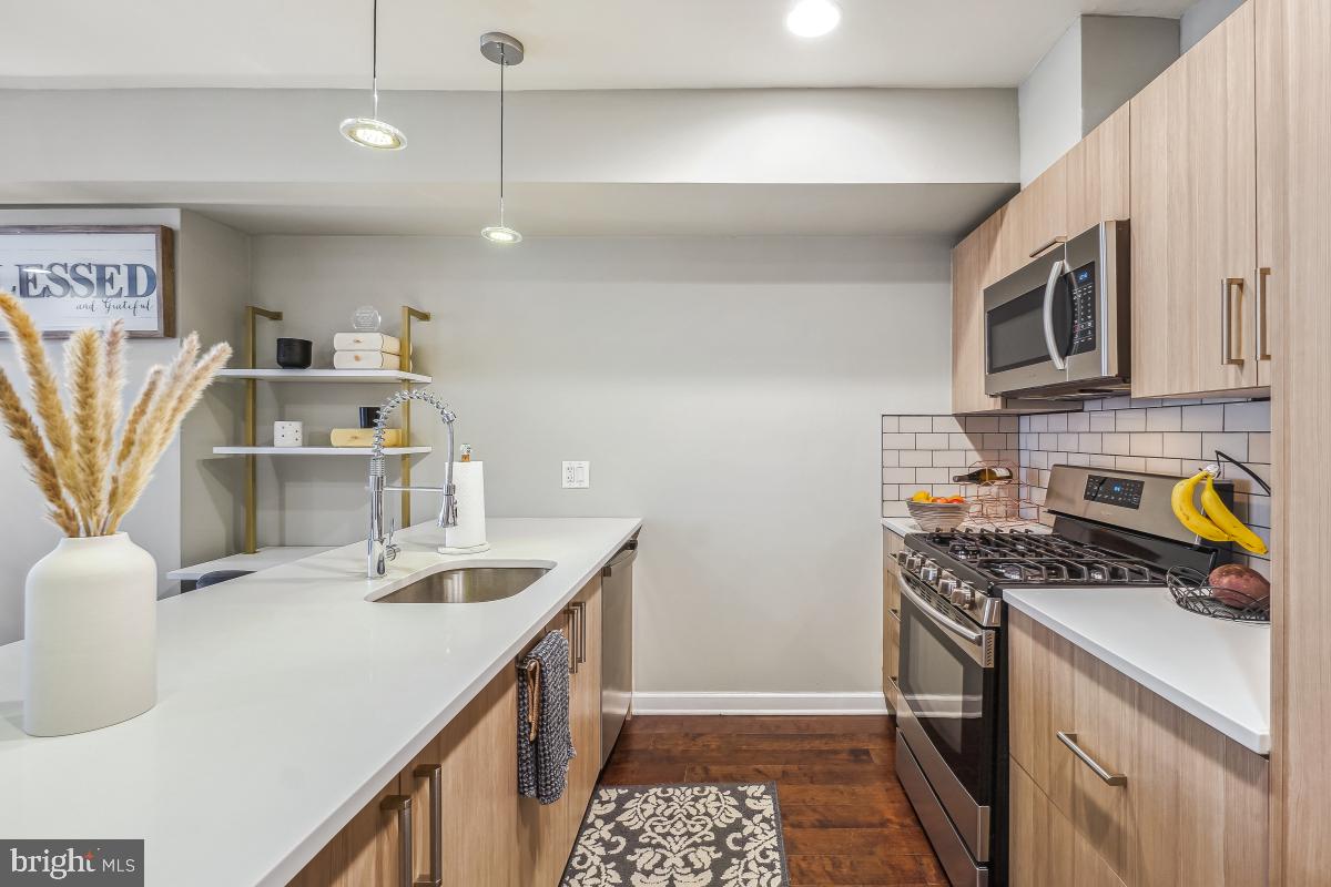1346 NICHOLSON ST NW #101, WASHINGTON, District Of Columbia 20011, 2 Bedrooms Bedrooms, 6 Rooms Rooms,2 BathroomsBathrooms,Residential,For sale,1346 NICHOLSON ST NW #101,DCDC2204616 MLS # DCDC2204616