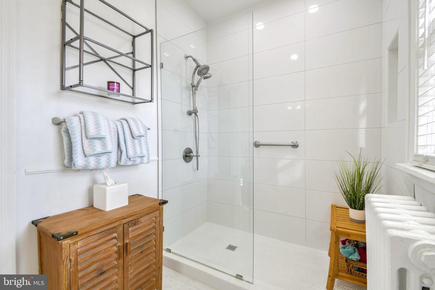 3229 VISTA ST NE, WASHINGTON, District Of Columbia 20018, 4 Bedrooms Bedrooms, 11 Rooms Rooms,2 BathroomsBathrooms,Residential,For sale,3229 VISTA ST NE,DCDC2171834 MLS # DCDC2171834