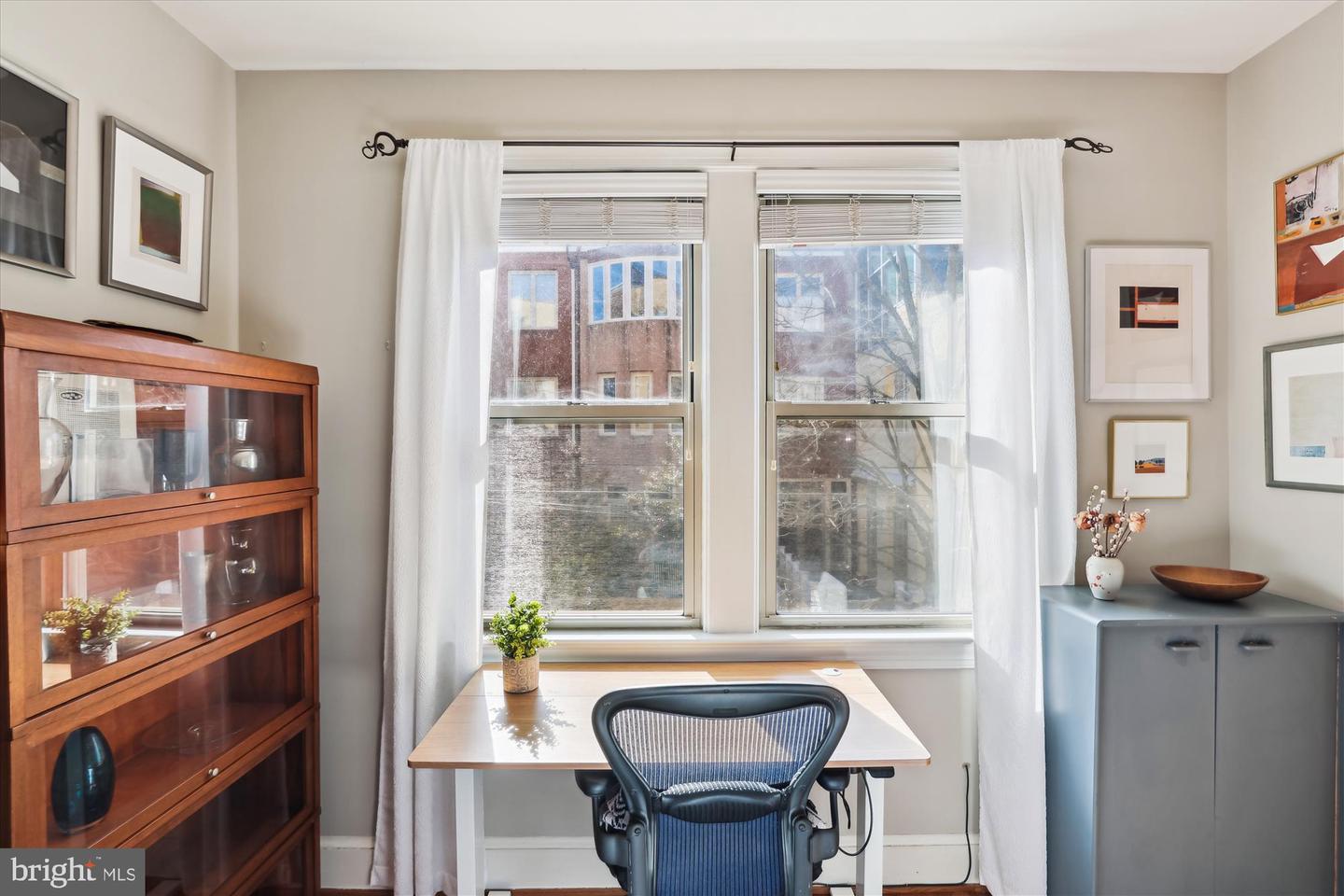 18 9TH ST NE #207, WASHINGTON, District Of Columbia 20002, 1 Bedroom Bedrooms, ,1 BathroomBathrooms,Residential,For sale,18 9TH ST NE #207,DCDC2186936 MLS # DCDC2186936