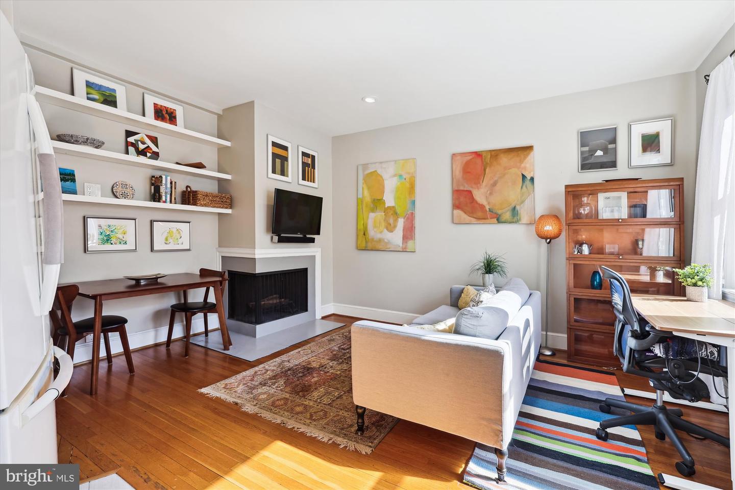 18 9TH ST NE #207, WASHINGTON, District Of Columbia 20002, 1 Bedroom Bedrooms, ,1 BathroomBathrooms,Residential,For sale,18 9TH ST NE #207,DCDC2186936 MLS # DCDC2186936
