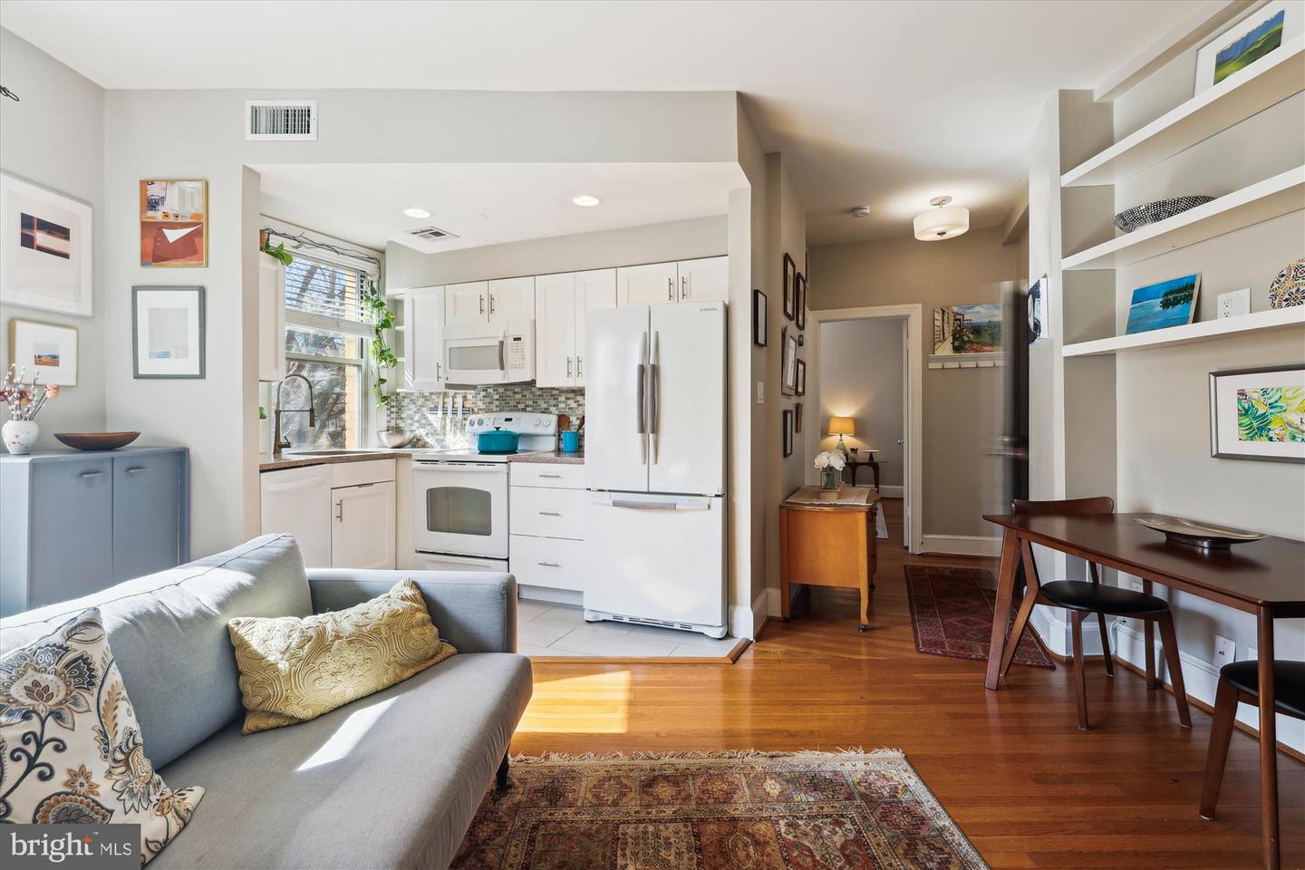 18 9TH ST NE #207, WASHINGTON, District Of Columbia 20002, 1 Bedroom Bedrooms, ,1 BathroomBathrooms,Residential,For sale,18 9TH ST NE #207,DCDC2186936 MLS # DCDC2186936
