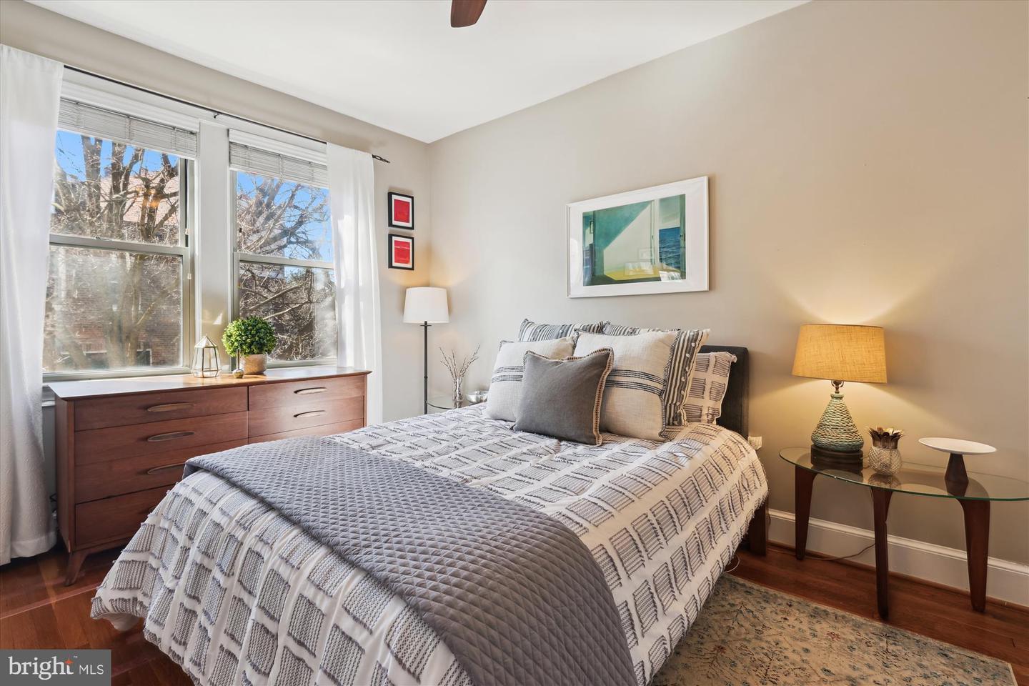 18 9TH ST NE #207, WASHINGTON, District Of Columbia 20002, 1 Bedroom Bedrooms, ,1 BathroomBathrooms,Residential,For sale,18 9TH ST NE #207,DCDC2186936 MLS # DCDC2186936
