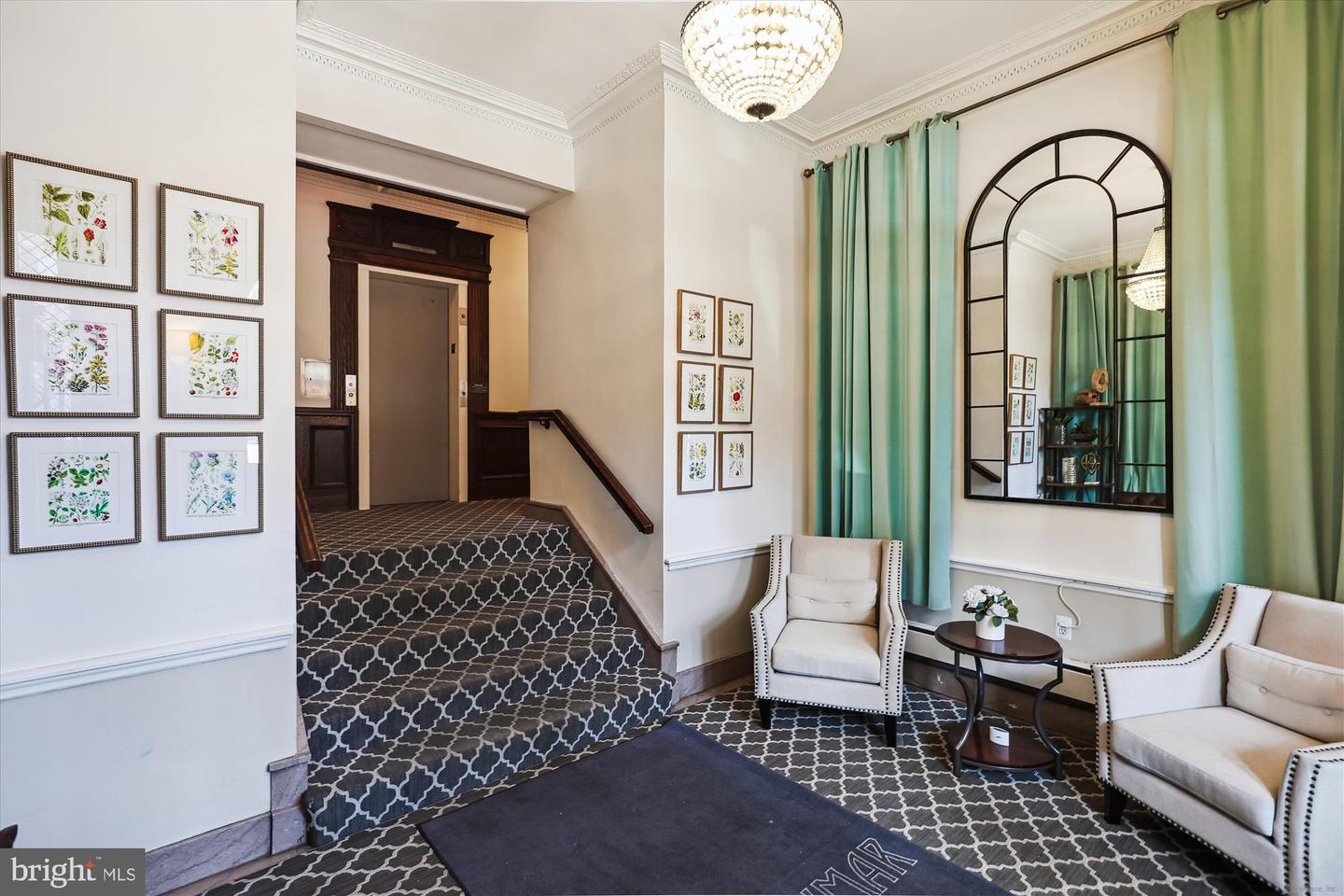 18 9TH ST NE #207, WASHINGTON, District Of Columbia 20002, 1 Bedroom Bedrooms, ,1 BathroomBathrooms,Residential,For sale,18 9TH ST NE #207,DCDC2186936 MLS # DCDC2186936