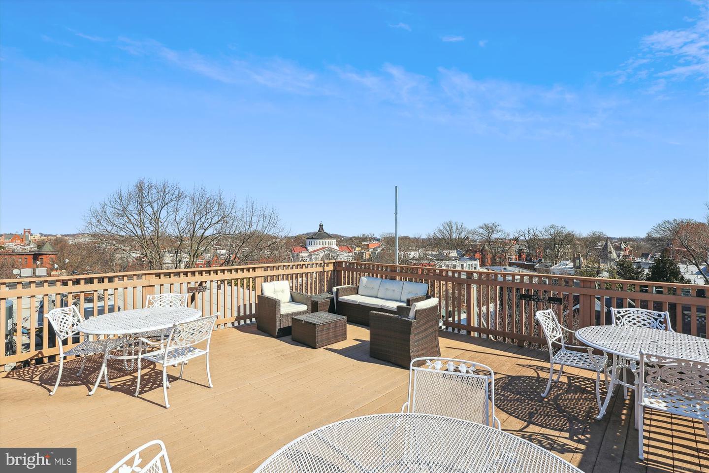 18 9TH ST NE #207, WASHINGTON, District Of Columbia 20002, 1 Bedroom Bedrooms, ,1 BathroomBathrooms,Residential,For sale,18 9TH ST NE #207,DCDC2186936 MLS # DCDC2186936