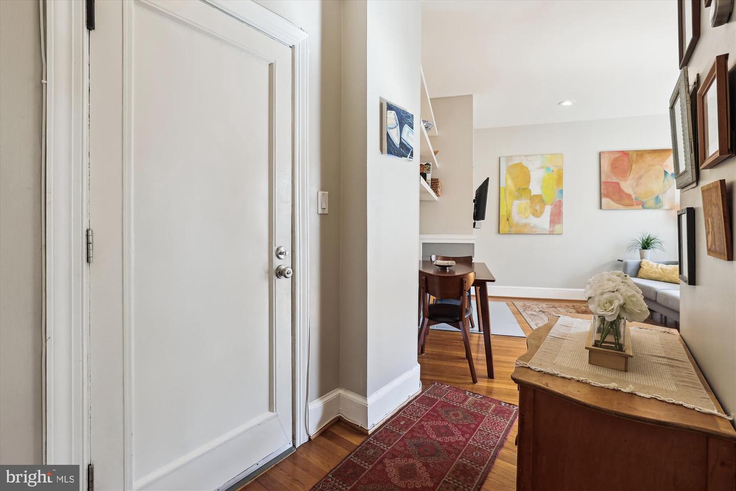 18 9TH ST NE #207, WASHINGTON, District Of Columbia 20002, 1 Bedroom Bedrooms, ,1 BathroomBathrooms,Residential,For sale,18 9TH ST NE #207,DCDC2186936 MLS # DCDC2186936