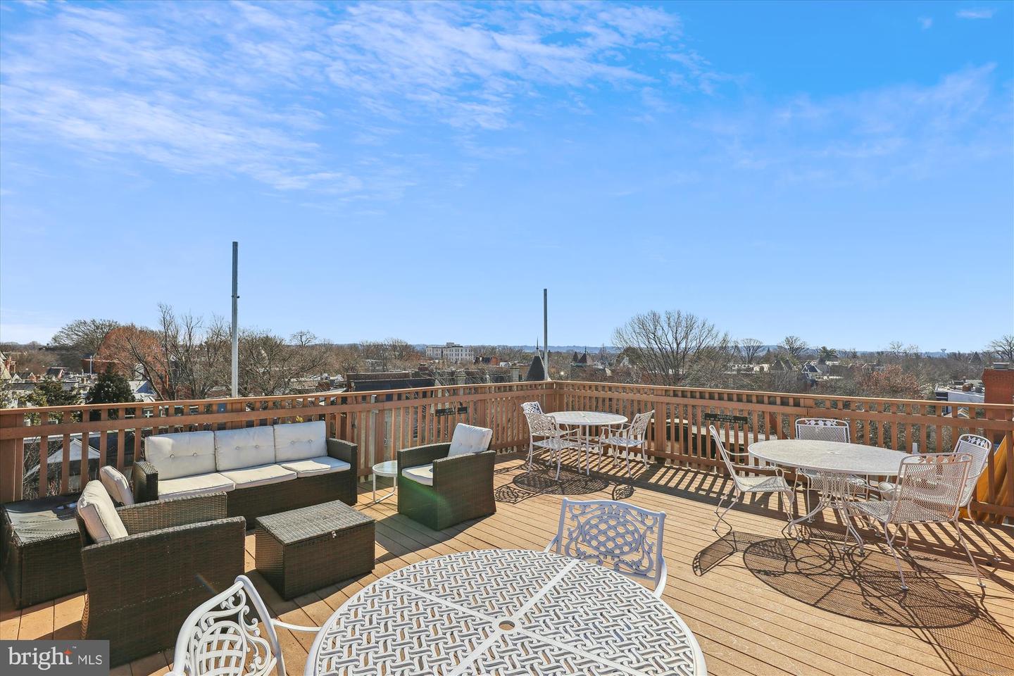18 9TH ST NE #207, WASHINGTON, District Of Columbia 20002, 1 Bedroom Bedrooms, ,1 BathroomBathrooms,Residential,For sale,18 9TH ST NE #207,DCDC2186936 MLS # DCDC2186936
