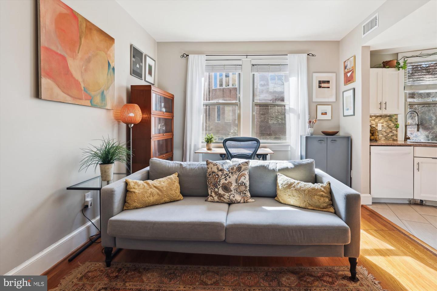 18 9TH ST NE #207, WASHINGTON, District Of Columbia 20002, 1 Bedroom Bedrooms, ,1 BathroomBathrooms,Residential,For sale,18 9TH ST NE #207,DCDC2186936 MLS # DCDC2186936
