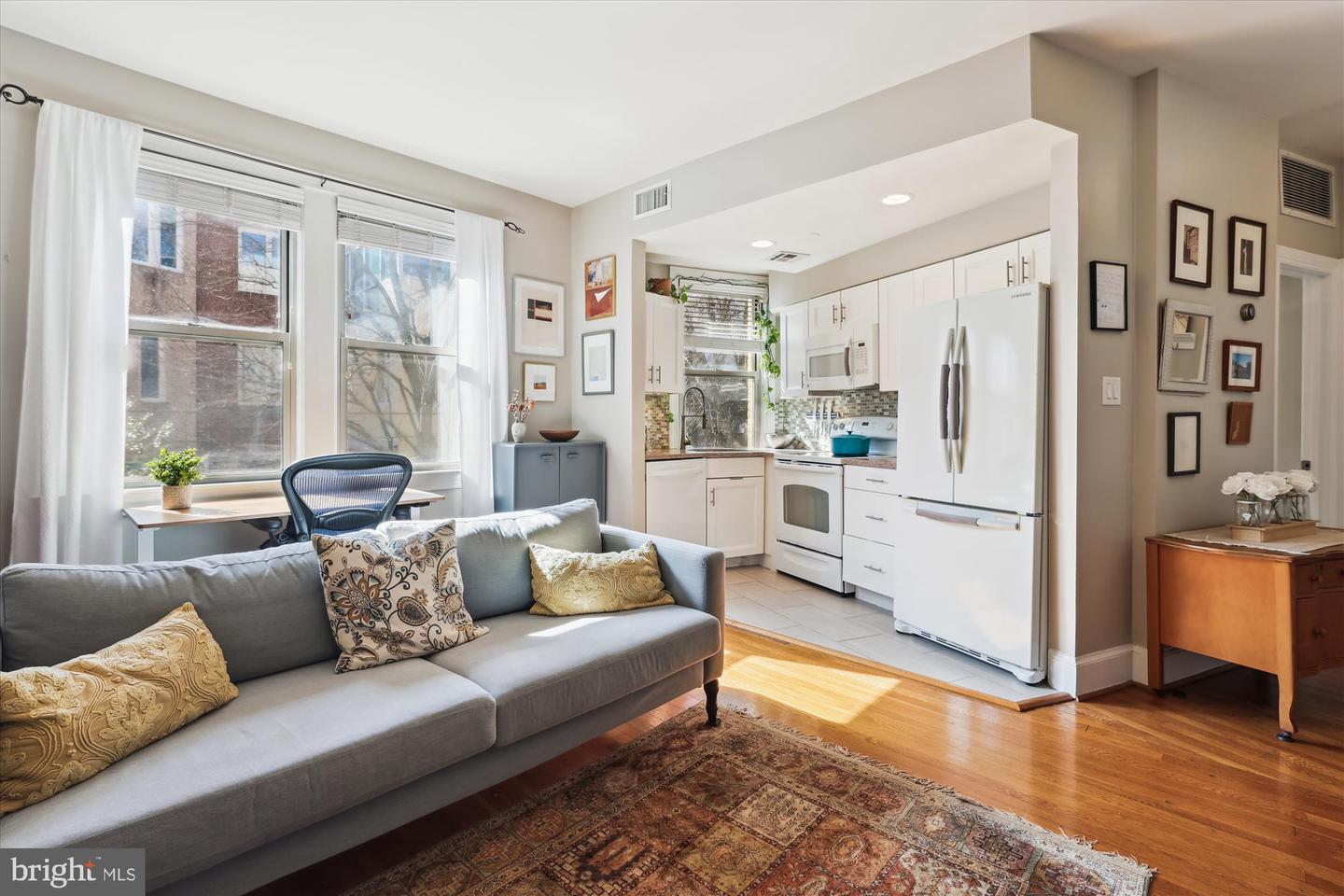 18 9TH ST NE #207, WASHINGTON, District Of Columbia 20002, 1 Bedroom Bedrooms, ,1 BathroomBathrooms,Residential,For sale,18 9TH ST NE #207,DCDC2186936 MLS # DCDC2186936