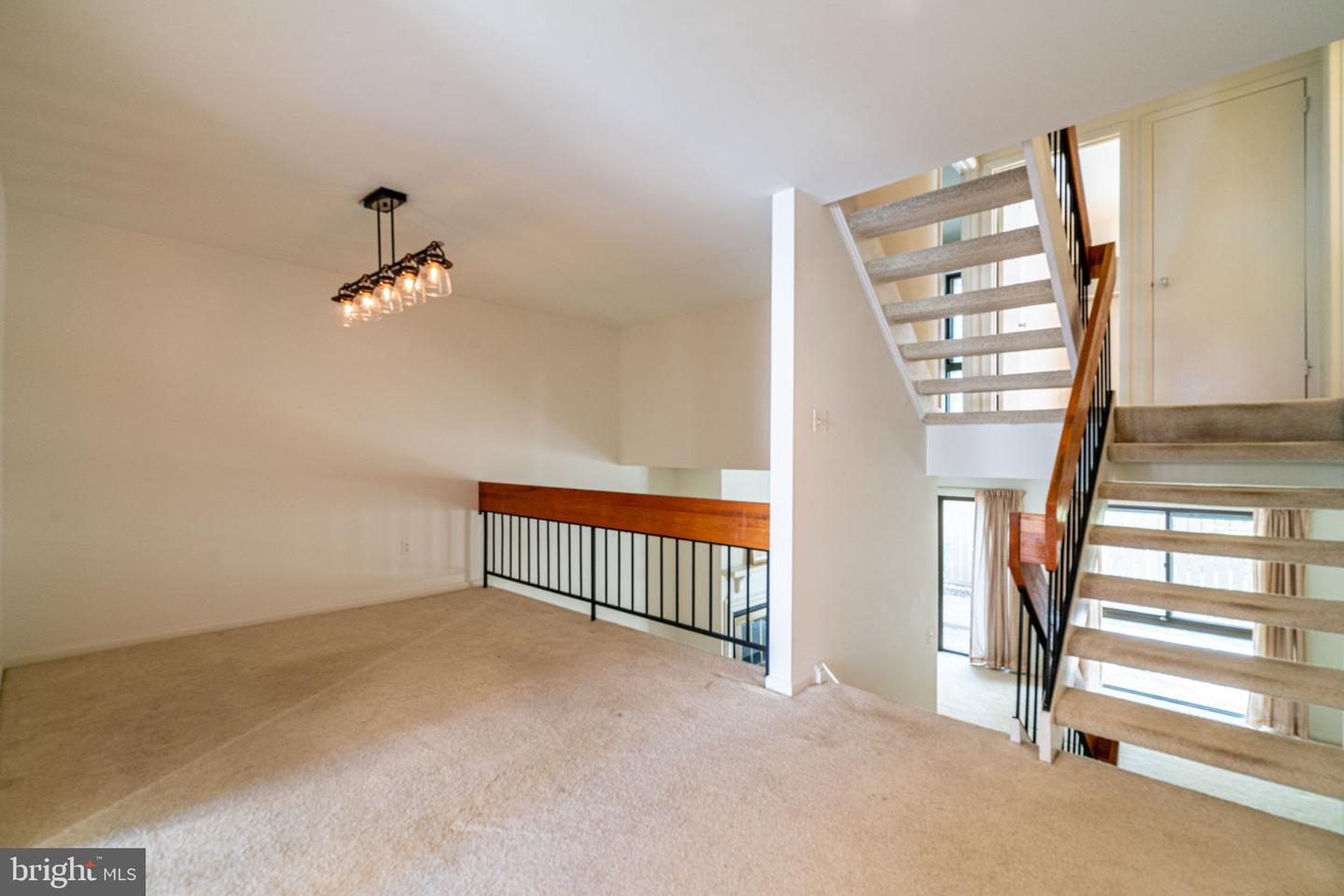 11681 NEWBRIDGE CT, RESTON, Virginia 20191, 4 Bedrooms Bedrooms, ,3 BathroomsBathrooms,Residential,For sale,11681 NEWBRIDGE CT,VAFX2230762 MLS # VAFX2230762