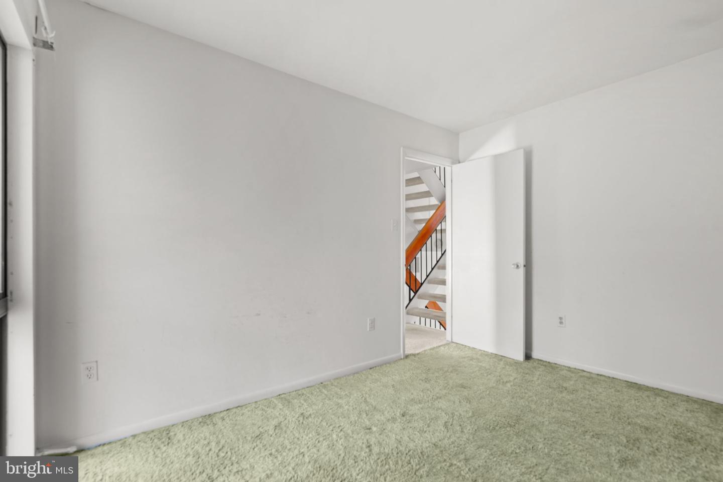 11681 NEWBRIDGE CT, RESTON, Virginia 20191, 4 Bedrooms Bedrooms, ,3 BathroomsBathrooms,Residential,For sale,11681 NEWBRIDGE CT,VAFX2230762 MLS # VAFX2230762