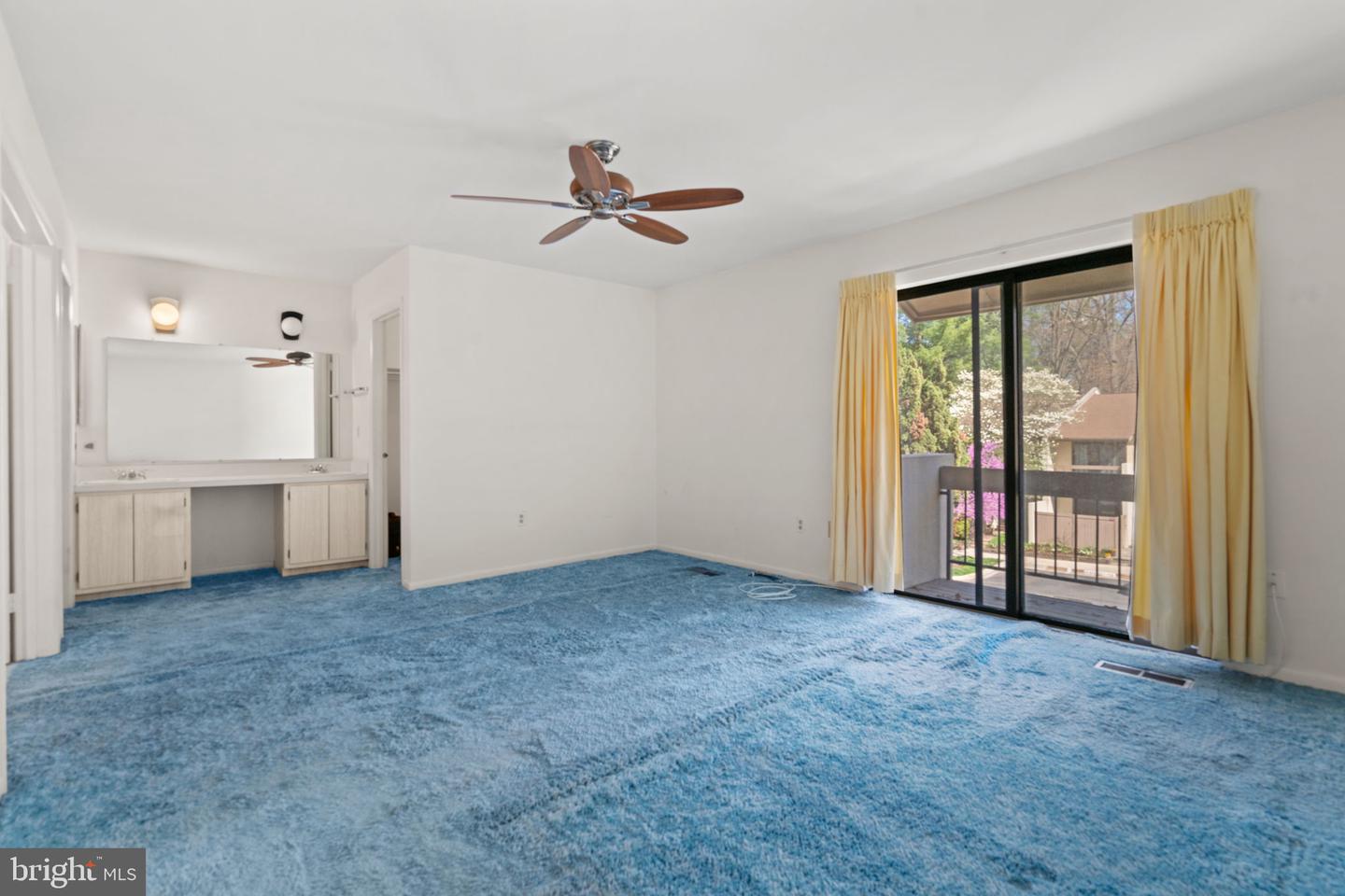 11681 NEWBRIDGE CT, RESTON, Virginia 20191, 4 Bedrooms Bedrooms, ,3 BathroomsBathrooms,Residential,For sale,11681 NEWBRIDGE CT,VAFX2230762 MLS # VAFX2230762