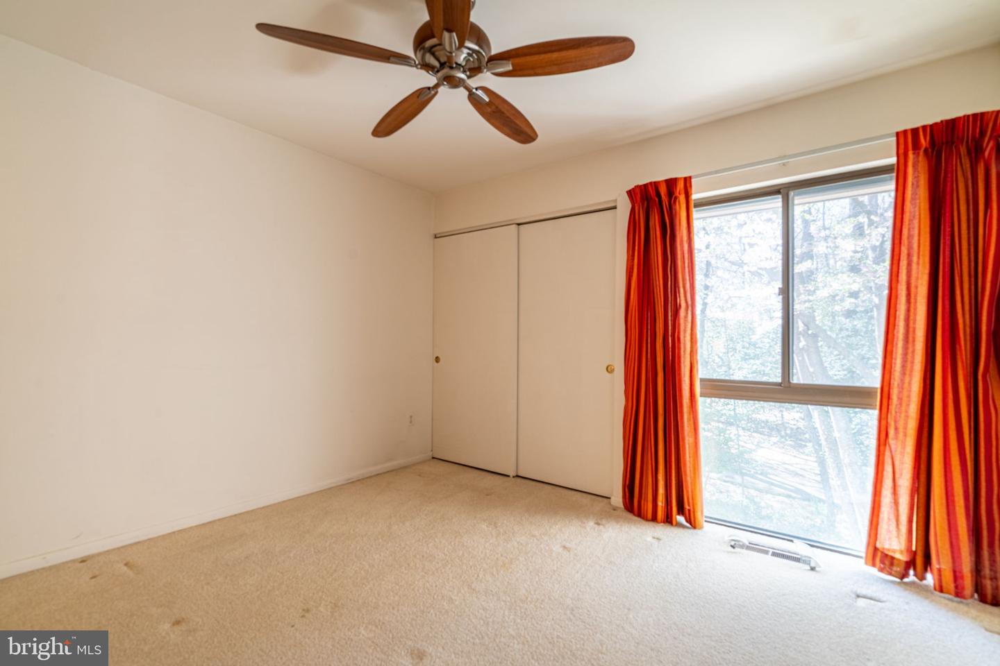 11681 NEWBRIDGE CT, RESTON, Virginia 20191, 4 Bedrooms Bedrooms, ,3 BathroomsBathrooms,Residential,For sale,11681 NEWBRIDGE CT,VAFX2230762 MLS # VAFX2230762