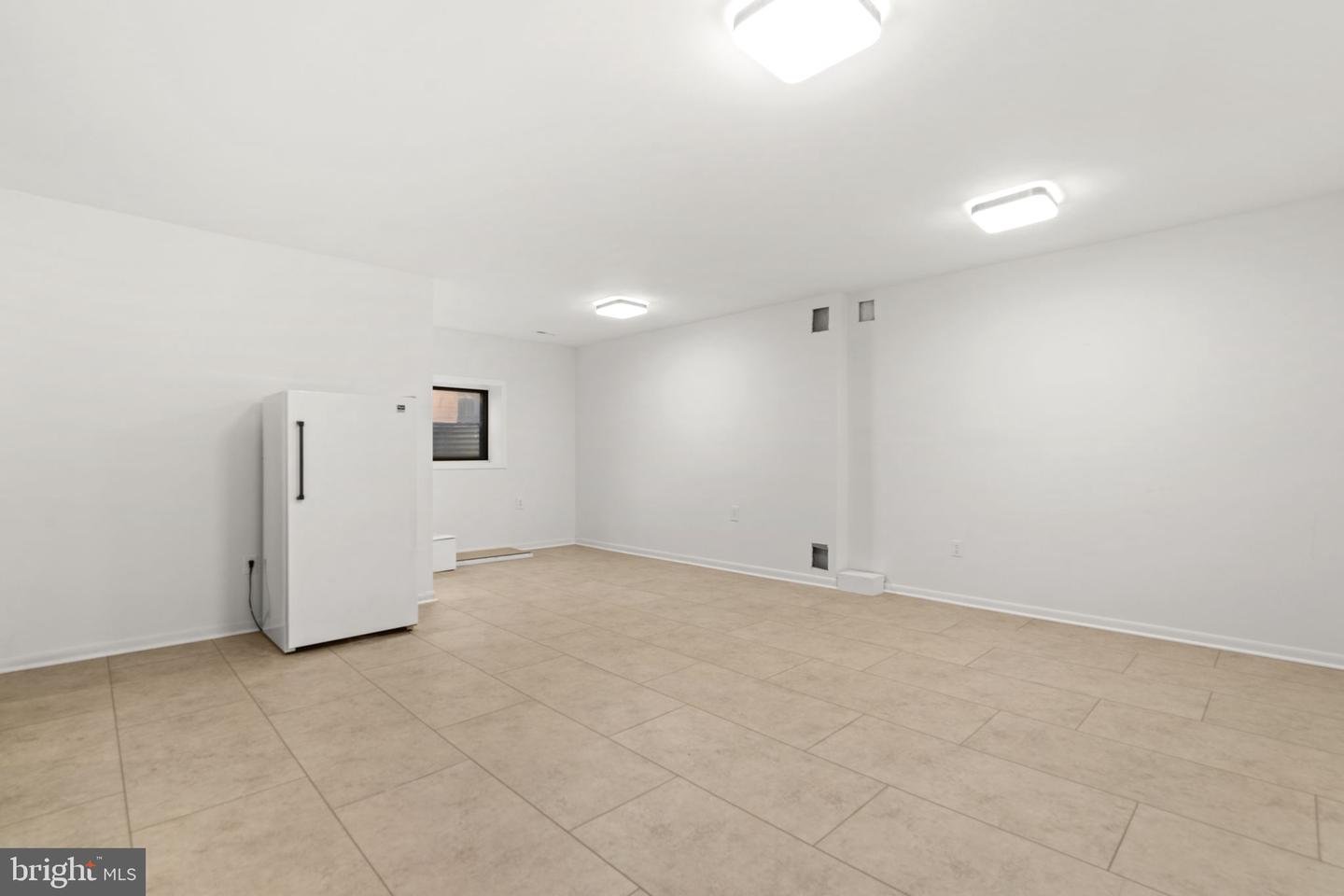 11681 NEWBRIDGE CT, RESTON, Virginia 20191, 4 Bedrooms Bedrooms, ,3 BathroomsBathrooms,Residential,For sale,11681 NEWBRIDGE CT,VAFX2230762 MLS # VAFX2230762