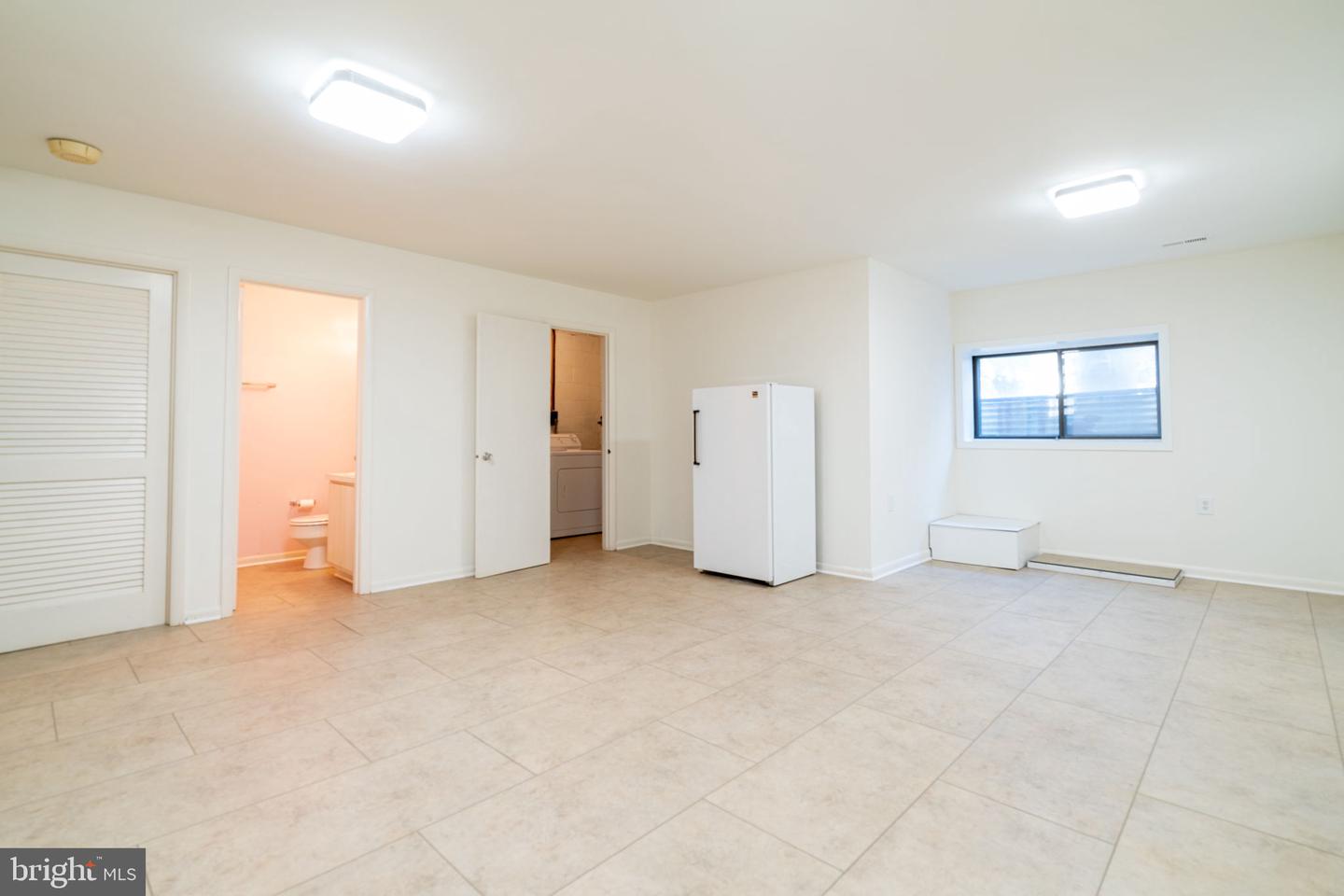 11681 NEWBRIDGE CT, RESTON, Virginia 20191, 4 Bedrooms Bedrooms, ,3 BathroomsBathrooms,Residential,For sale,11681 NEWBRIDGE CT,VAFX2230762 MLS # VAFX2230762