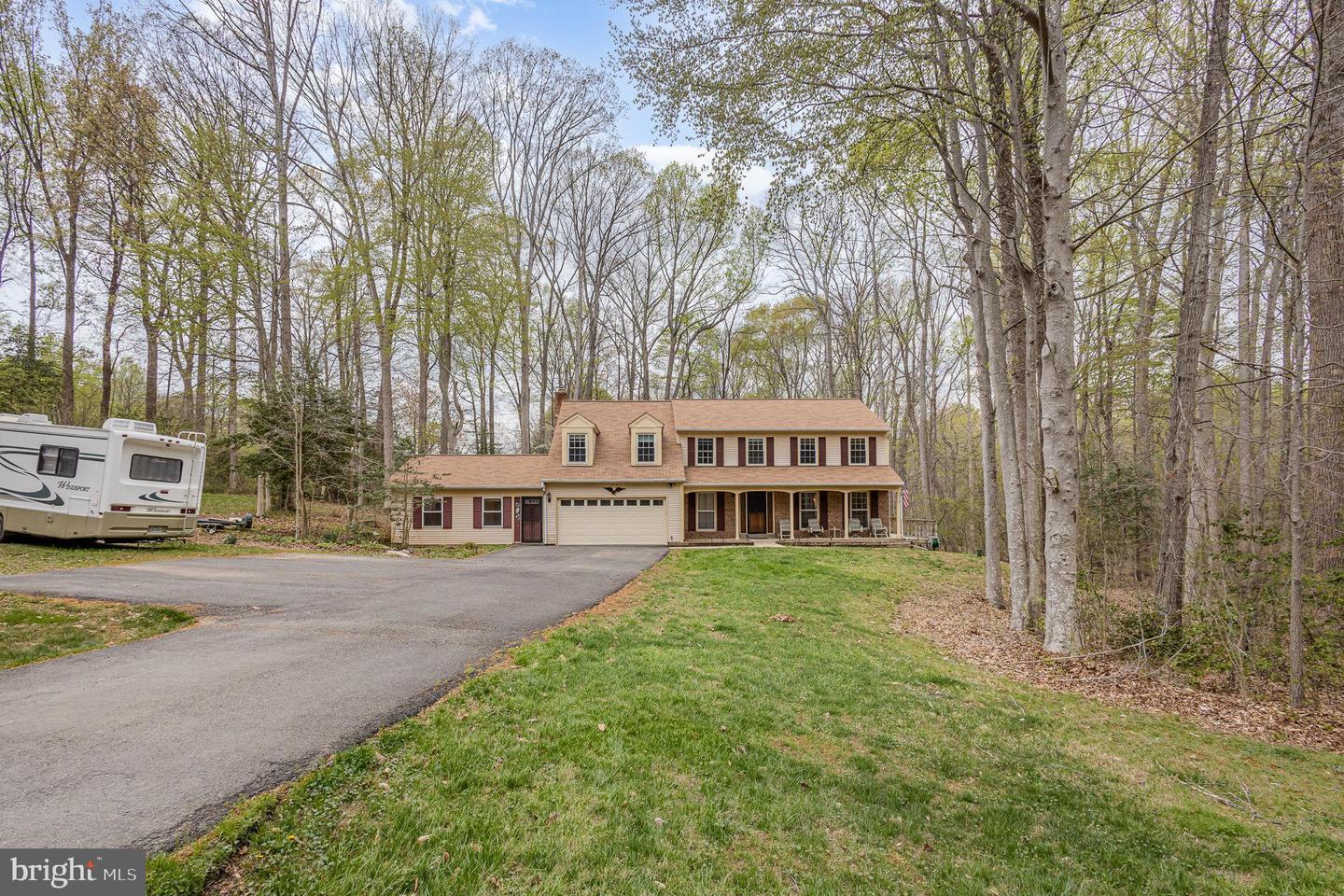 14452 ALPS DR, WOODBRIDGE, Virginia 22193, 5 Bedrooms Bedrooms, ,3 BathroomsBathrooms,Residential,For sale,14452 ALPS DR,VAPW2091510 MLS # VAPW2091510