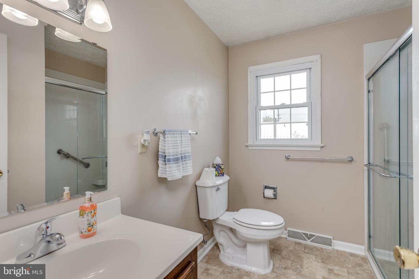 121 DOWNING CIR, STEPHENS CITY, Virginia 22655, 4 Bedrooms Bedrooms, ,2 BathroomsBathrooms,Residential,For sale,121 DOWNING CIR,VAFV2033650 MLS # VAFV2033650