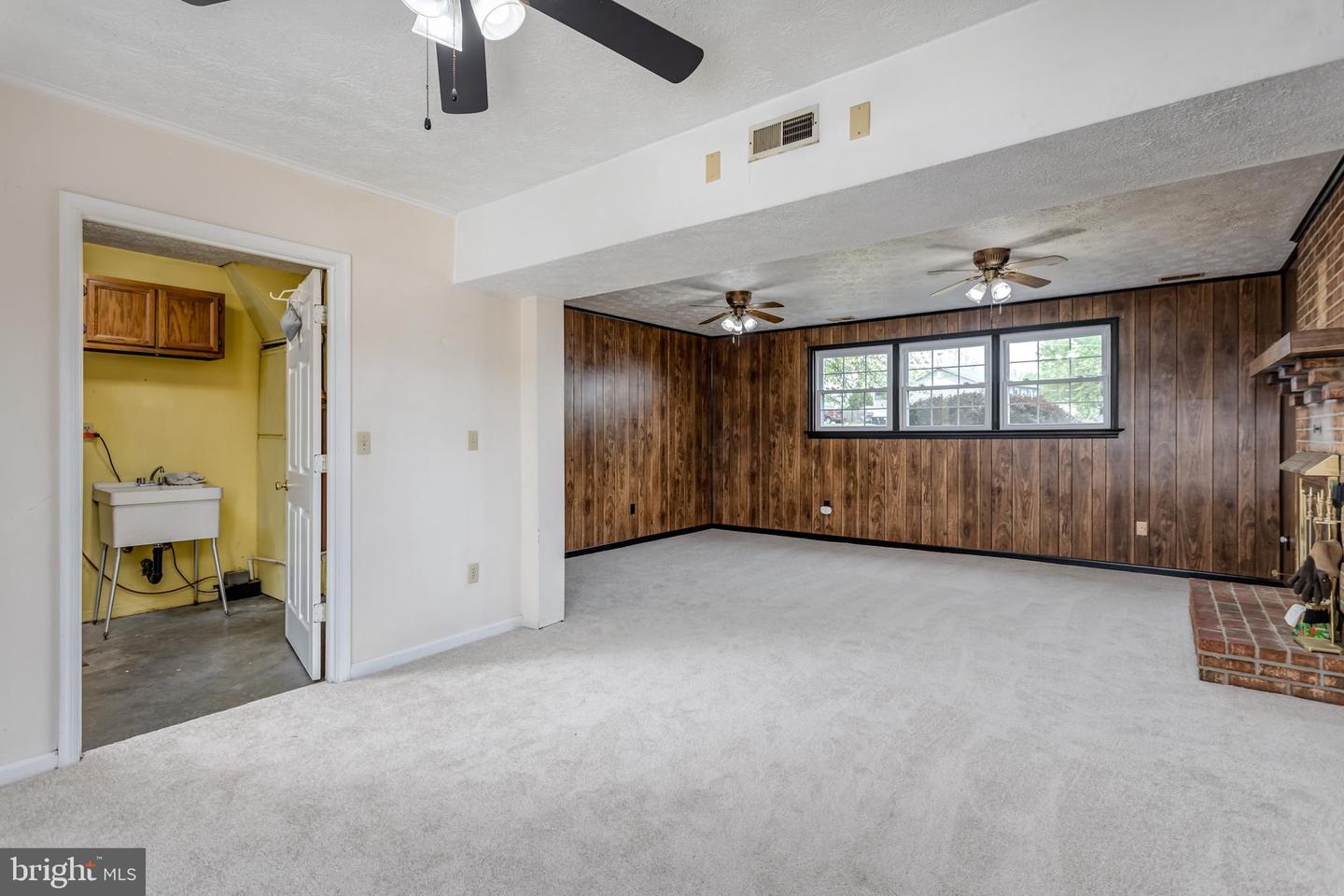 121 DOWNING CIR, STEPHENS CITY, Virginia 22655, 4 Bedrooms Bedrooms, ,2 BathroomsBathrooms,Residential,For sale,121 DOWNING CIR,VAFV2033650 MLS # VAFV2033650