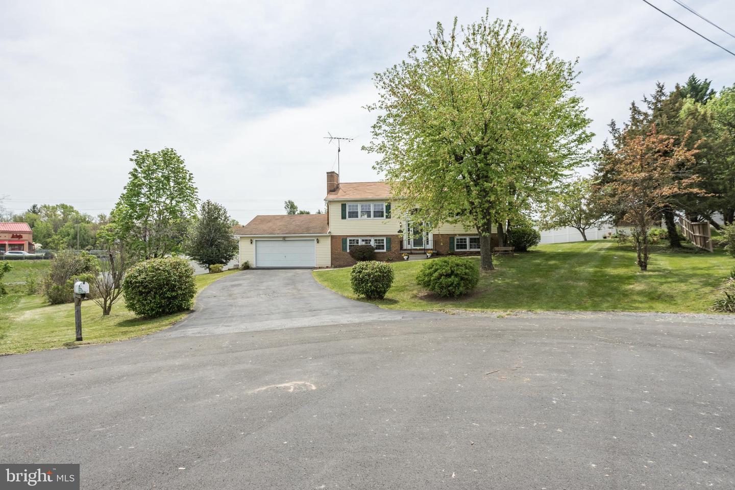 121 DOWNING CIR, STEPHENS CITY, Virginia 22655, 4 Bedrooms Bedrooms, ,2 BathroomsBathrooms,Residential,For sale,121 DOWNING CIR,VAFV2033650 MLS # VAFV2033650