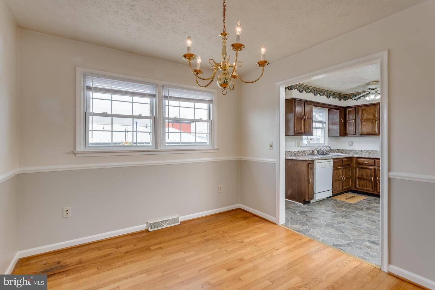121 DOWNING CIR, STEPHENS CITY, Virginia 22655, 4 Bedrooms Bedrooms, ,2 BathroomsBathrooms,Residential,For sale,121 DOWNING CIR,VAFV2033650 MLS # VAFV2033650