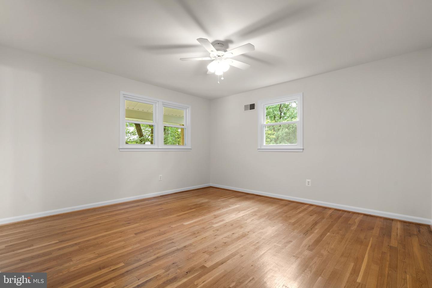 6929 CONSERVATION DR, SPRINGFIELD, Virginia 22153, 4 Bedrooms Bedrooms, ,2 BathroomsBathrooms,Residential,For sale,6929 CONSERVATION DR,VAFX2240446 MLS # VAFX2240446