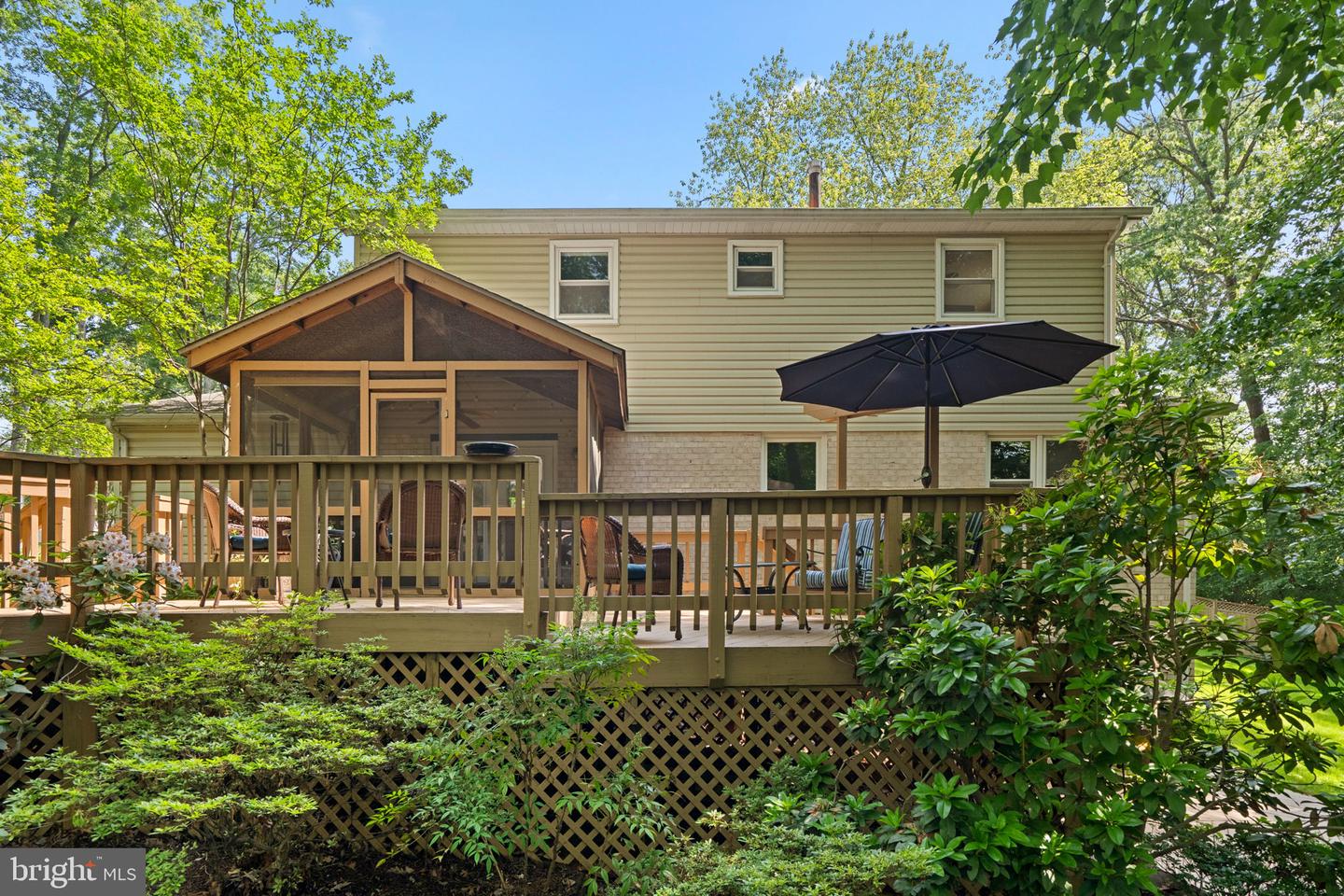 6929 CONSERVATION DR, SPRINGFIELD, Virginia 22153, 4 Bedrooms Bedrooms, ,2 BathroomsBathrooms,Residential,For sale,6929 CONSERVATION DR,VAFX2240446 MLS # VAFX2240446