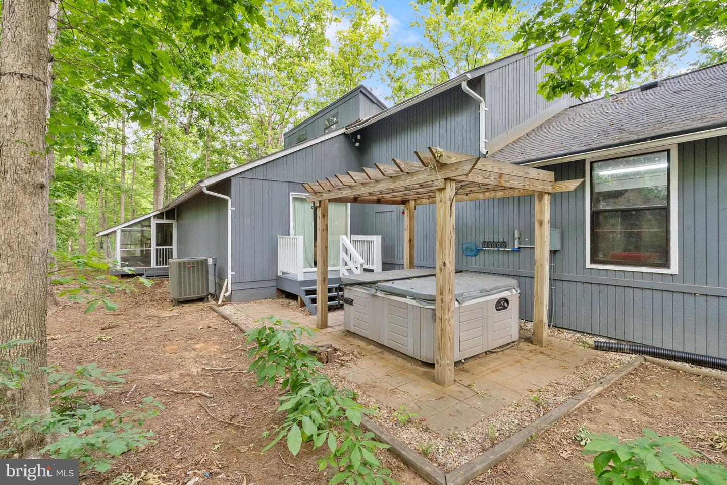 800 MT PLEASANT DR, LOCUST GROVE, Virginia 22508, 3 Bedrooms Bedrooms, ,3 BathroomsBathrooms,Residential,For sale,800 MT PLEASANT DR,VAOR2009736 MLS # VAOR2009736